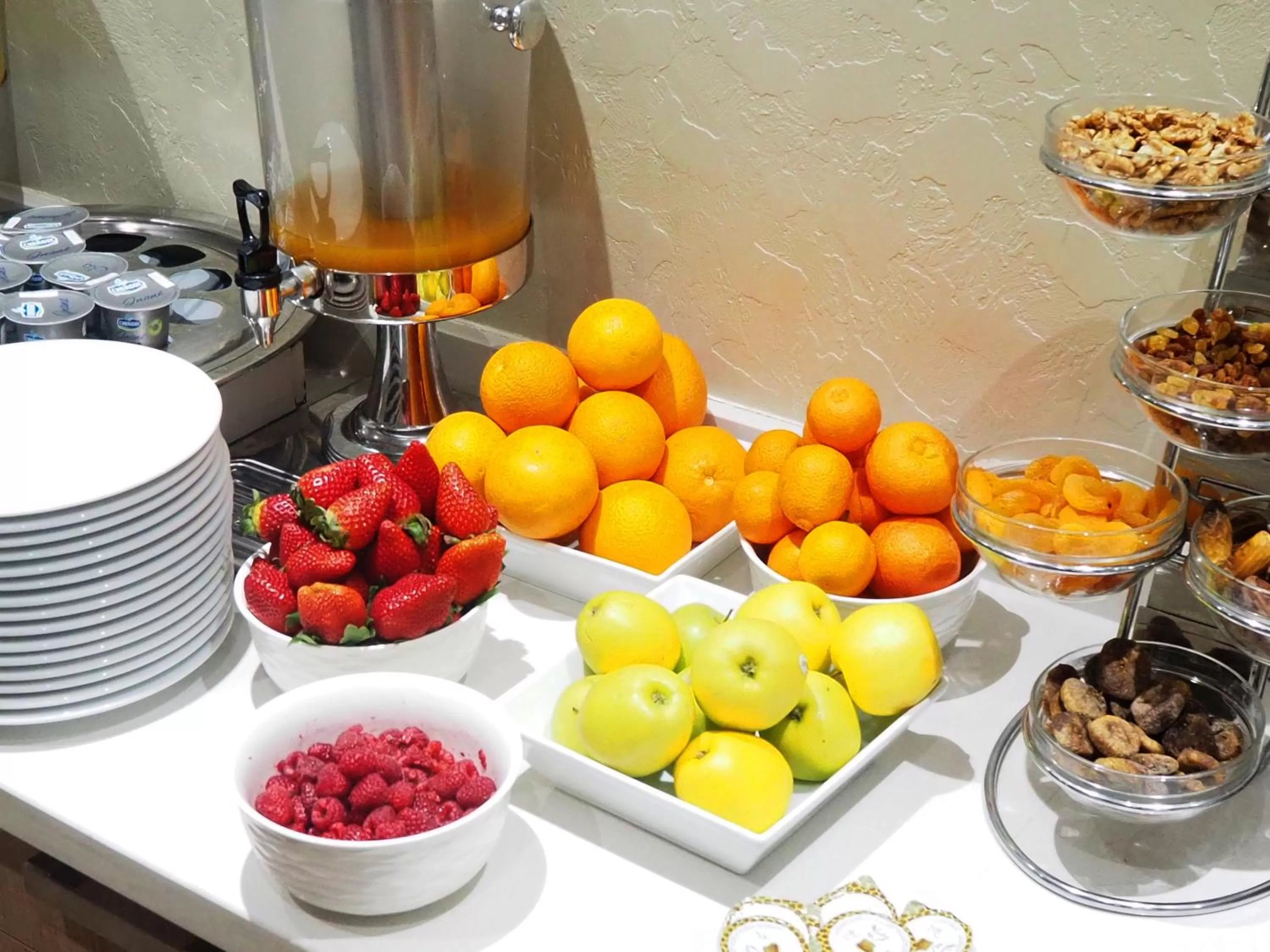 Food and drinks in Le 22 Appart'Hotel