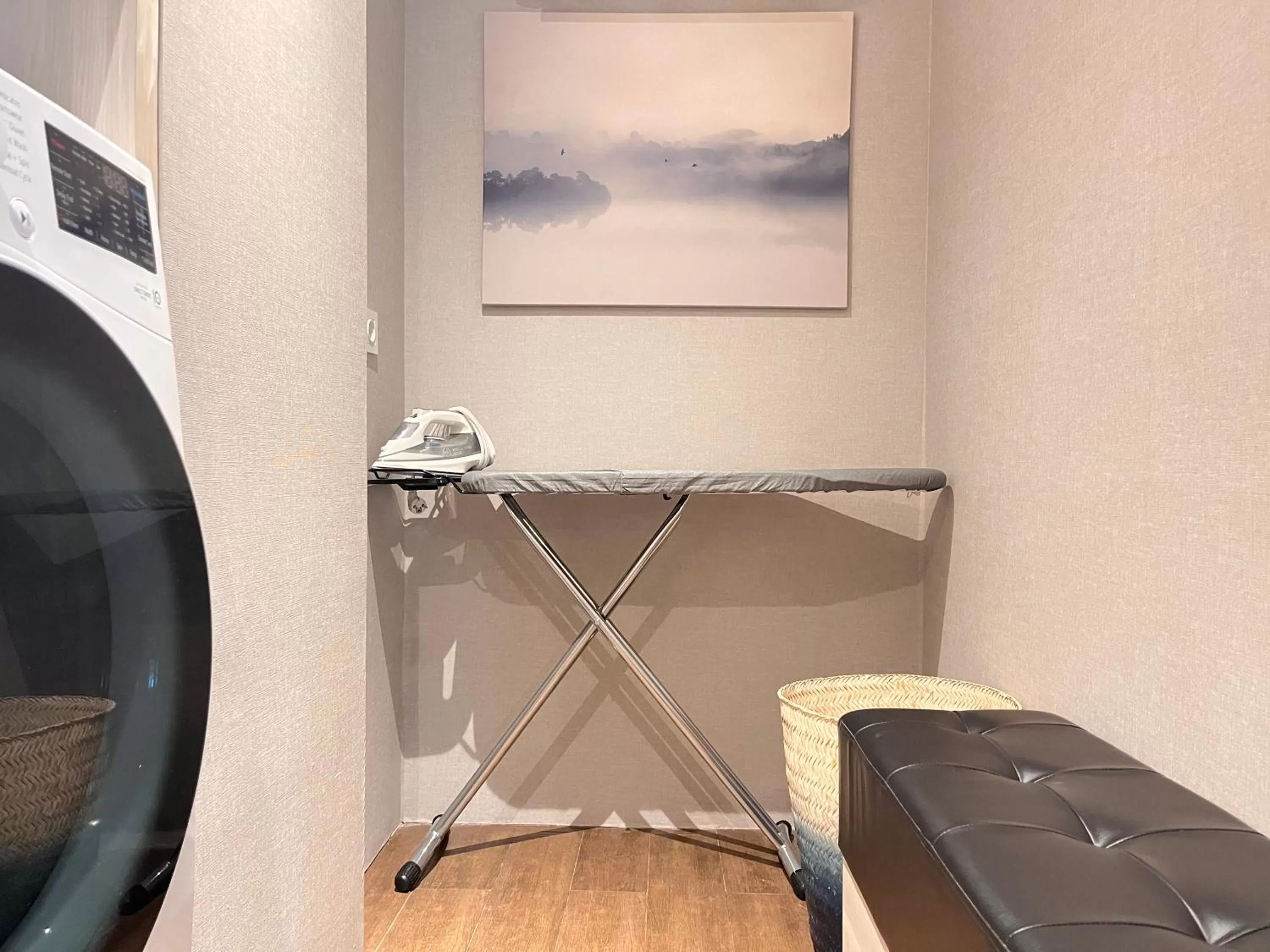 laundry in Stanley Wahid Hasyim Jakarta