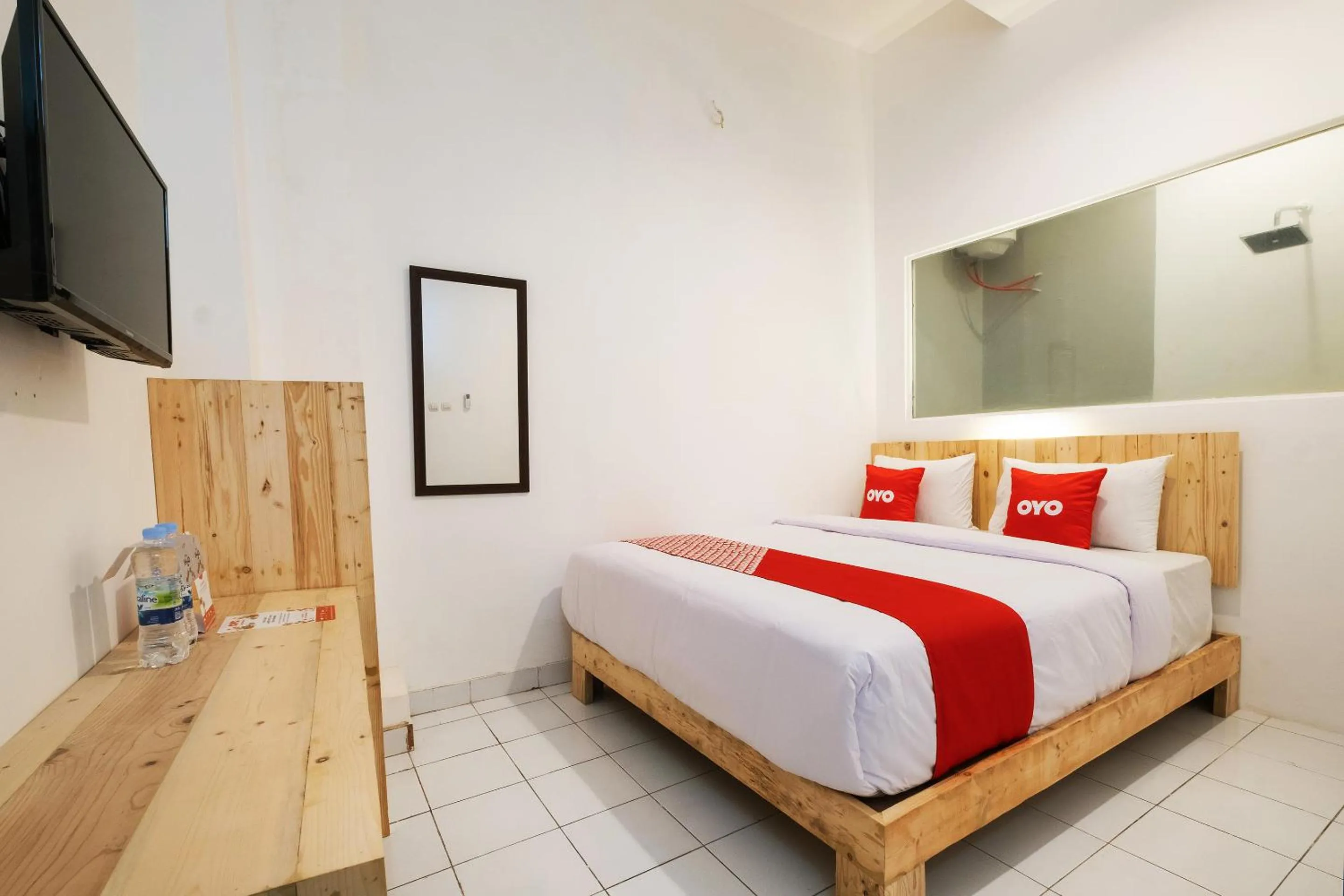 Standard Double Room in OYO 2041 Griya Aneka