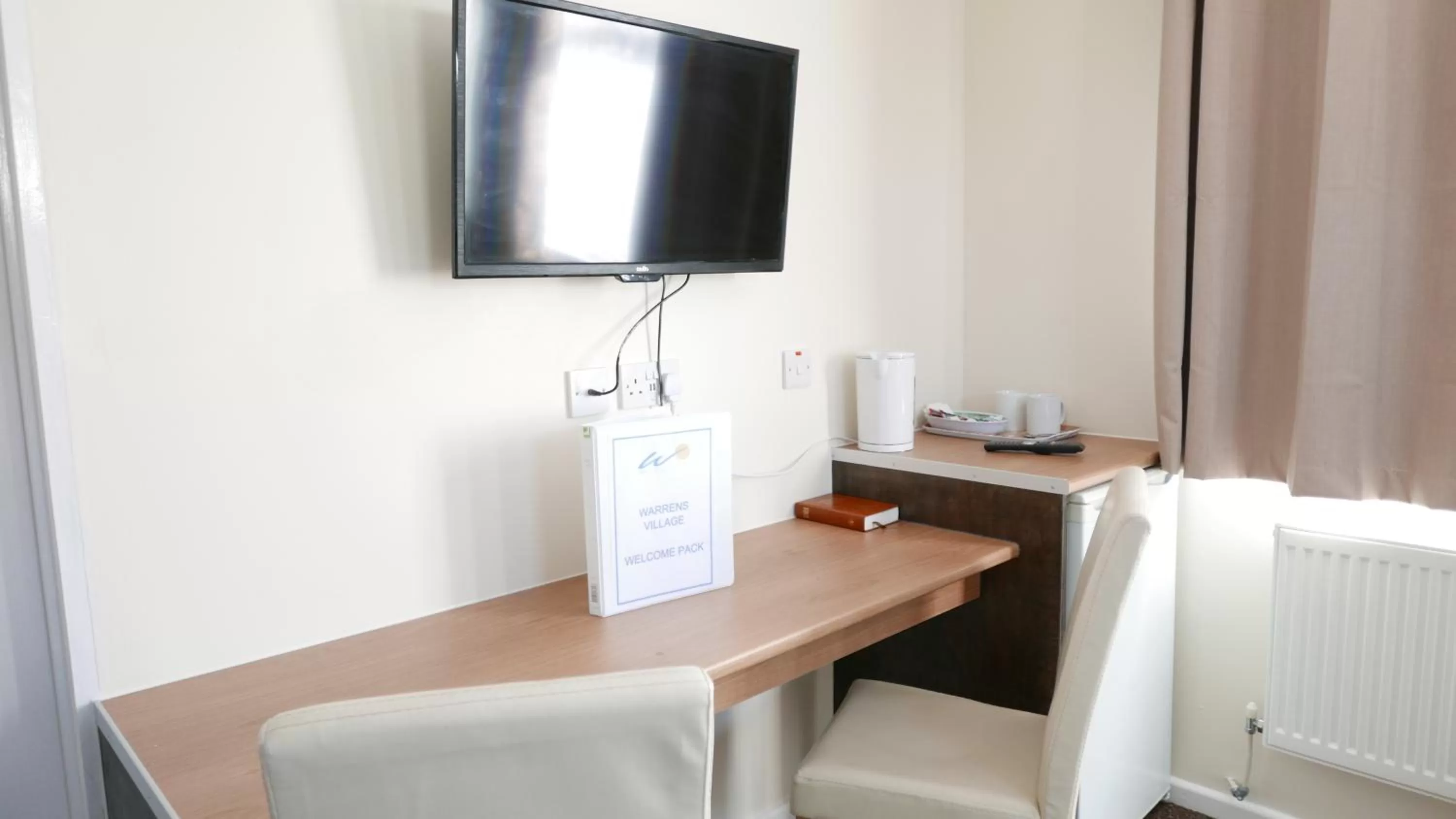 Toilet in Warrens Village Motel and Self Catering