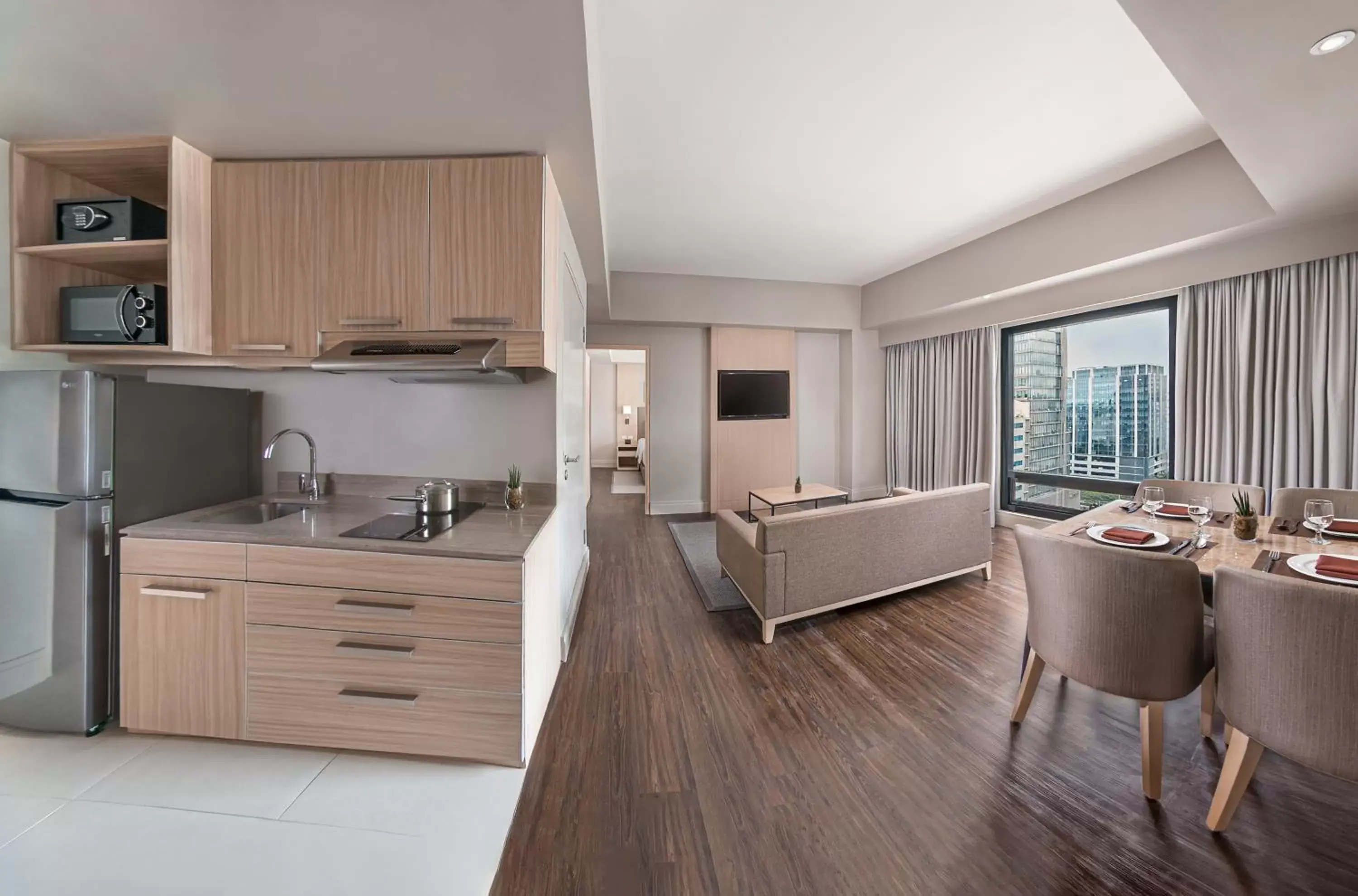 One-Bedroom with 1 King Bed - single occupancy in Seda Central Bloc Cebu One-Bedroom with 1 King Bed - single occupancy in Seda Central Bloc Cebu