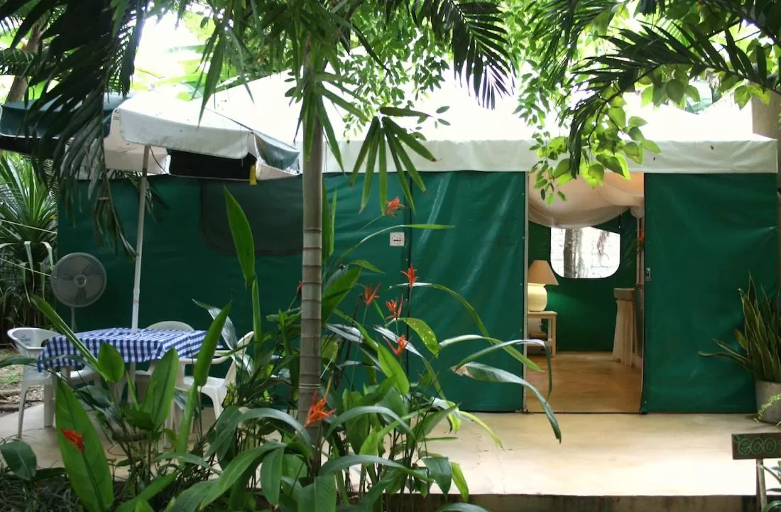 Junto al Rio Bungalows & Suites