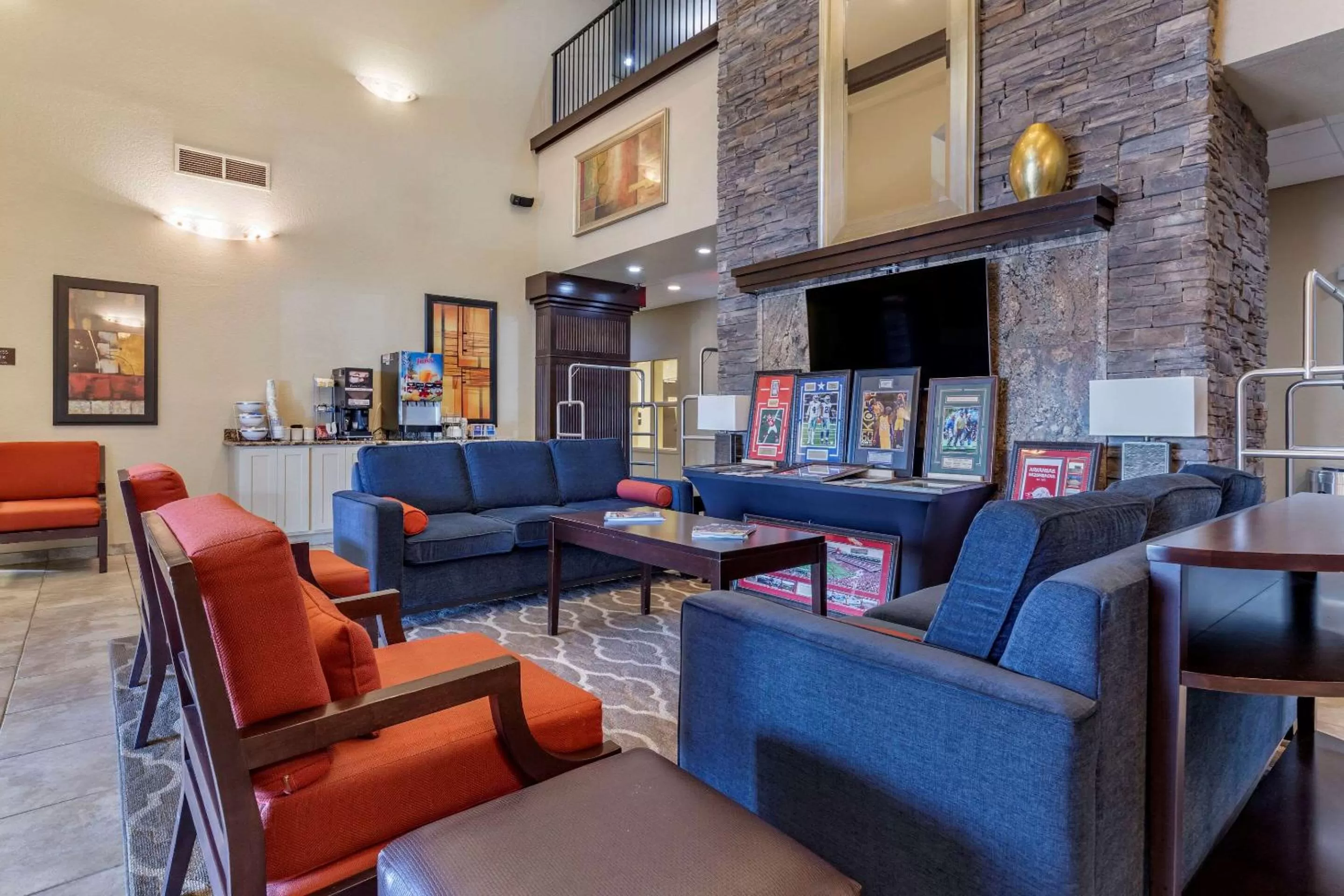 Lobby or reception in Comfort Inn Bentonville - Crystal Bridges