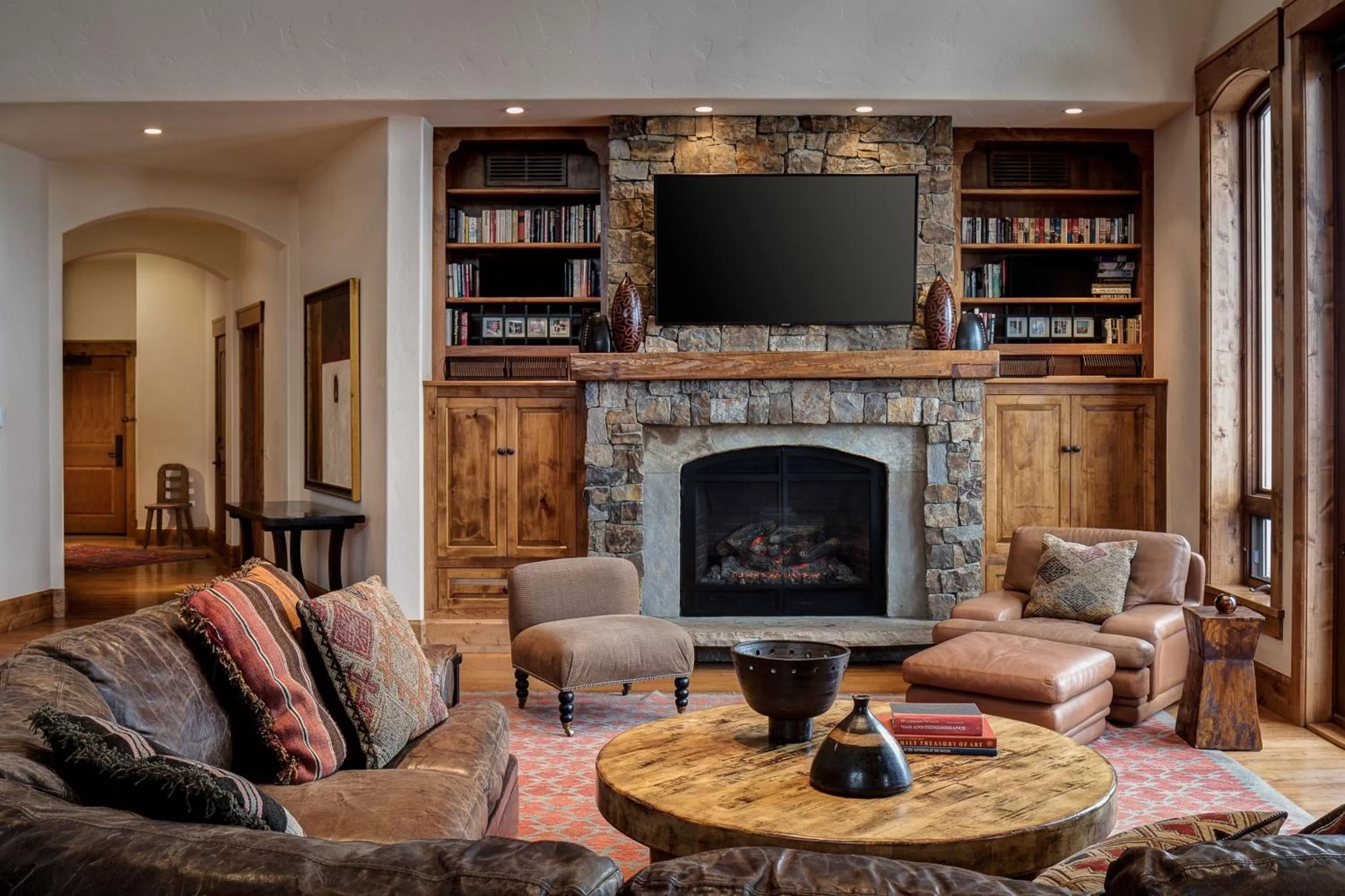 Living room in The Hythe, a Luxury Collection Resort, Vail