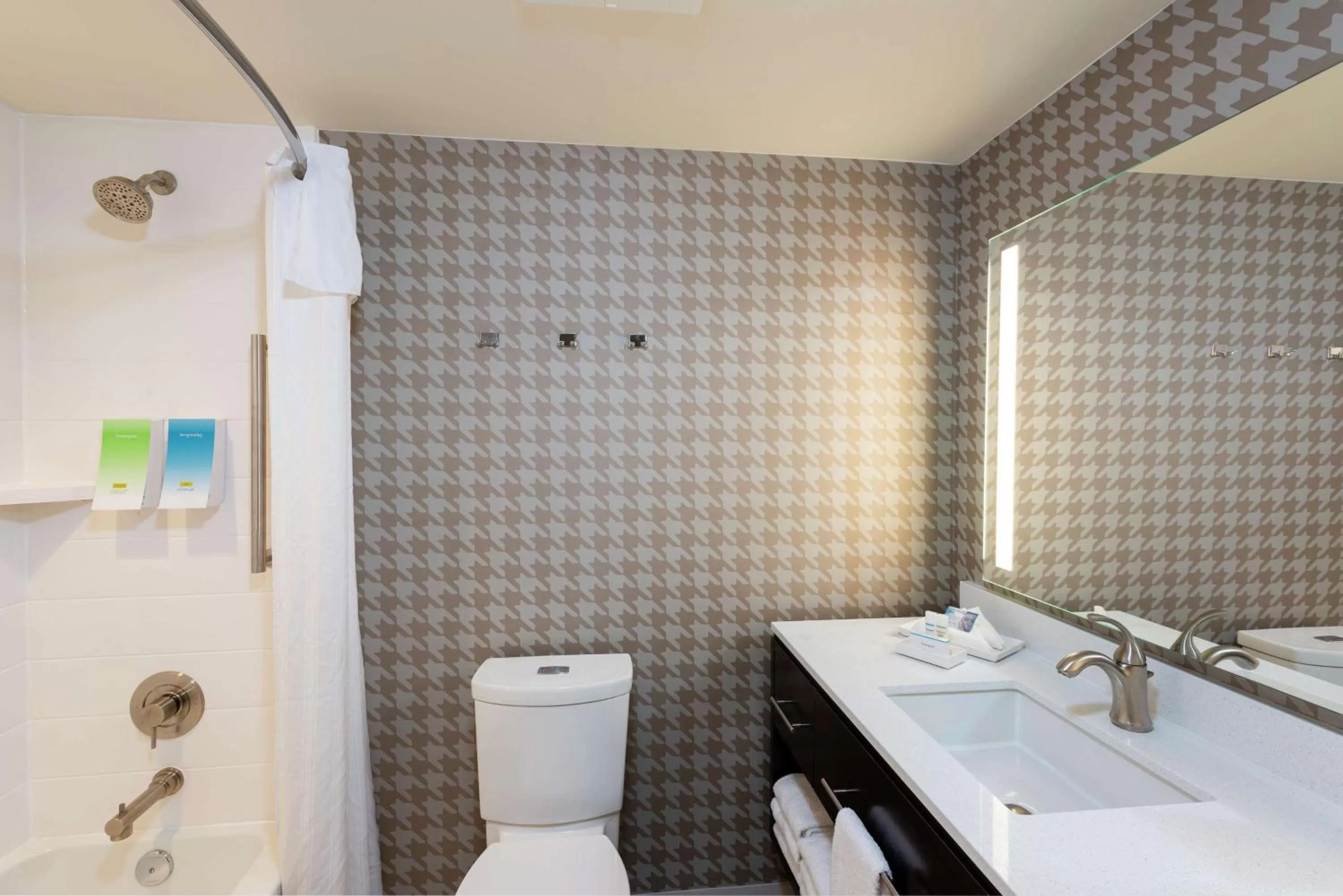 Bathroom in Home2 Suites By Hilton Appleton, Wi