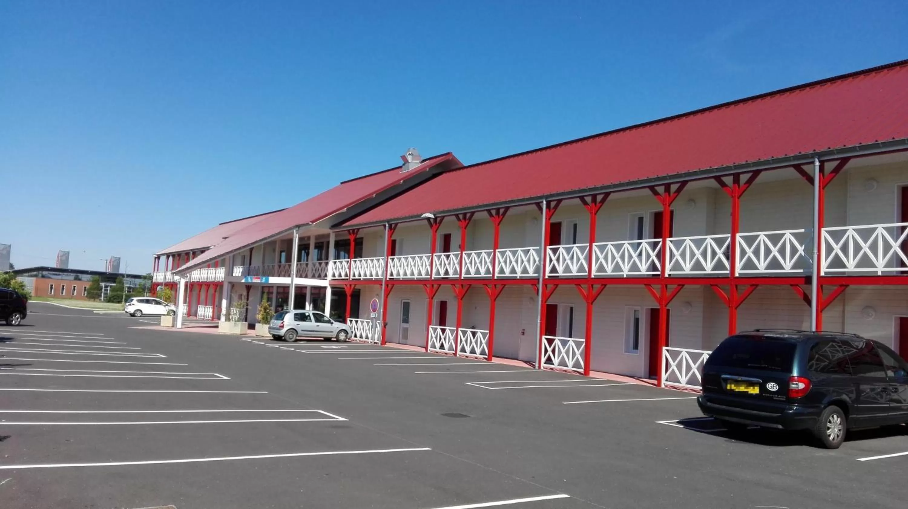 Parking in Fasthotel Montmarault