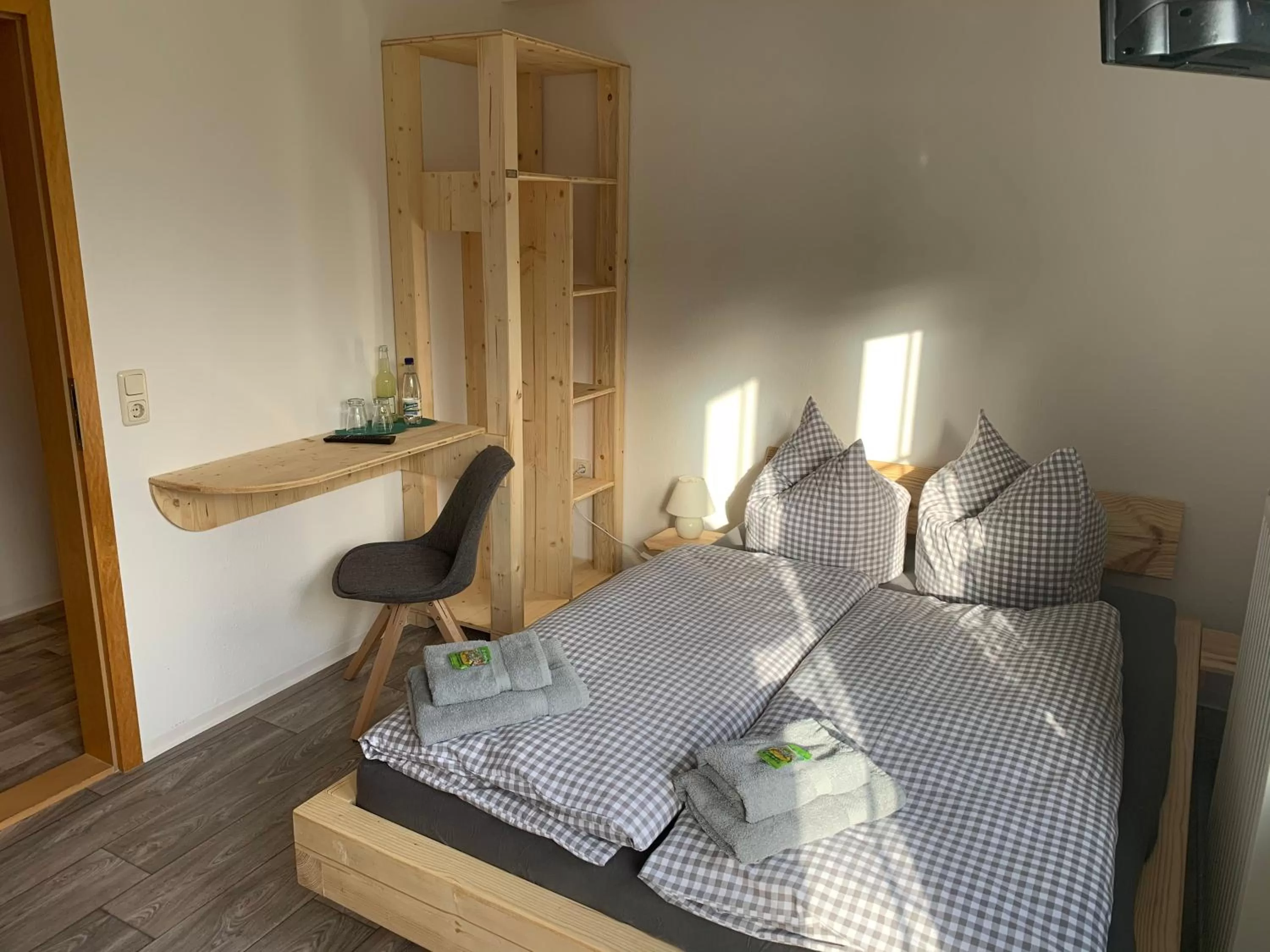 Photo of the whole room, Bed in Landgasthof Wetteraperle