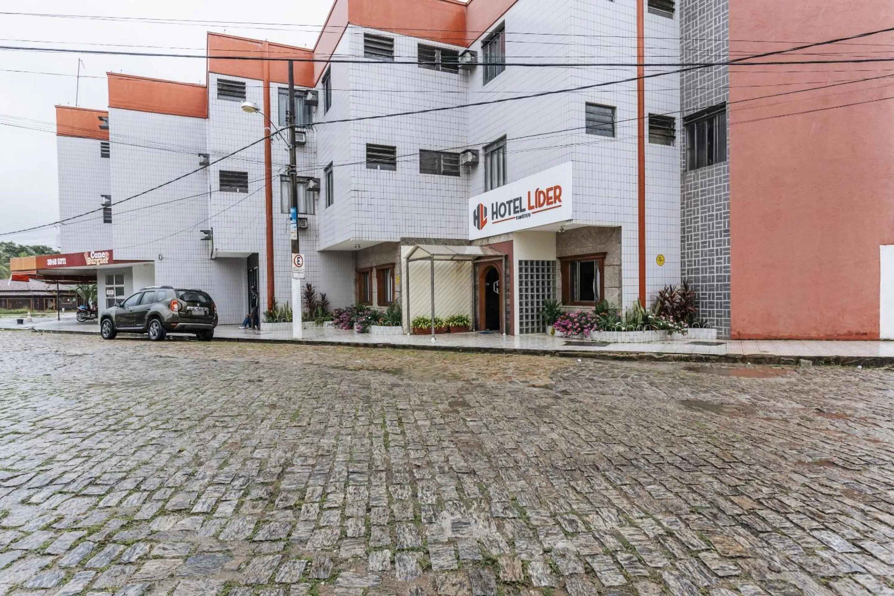 Property Building in Hotel Líder - By UP Hotel