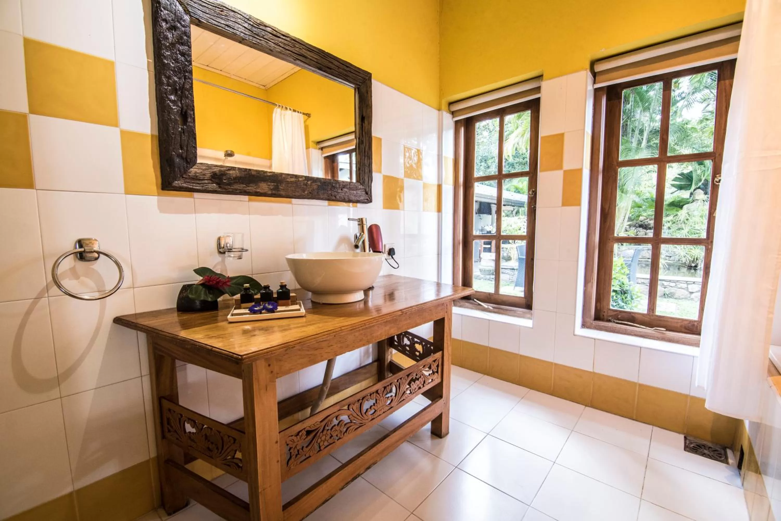 Bathroom in Ella Planters Bungalow