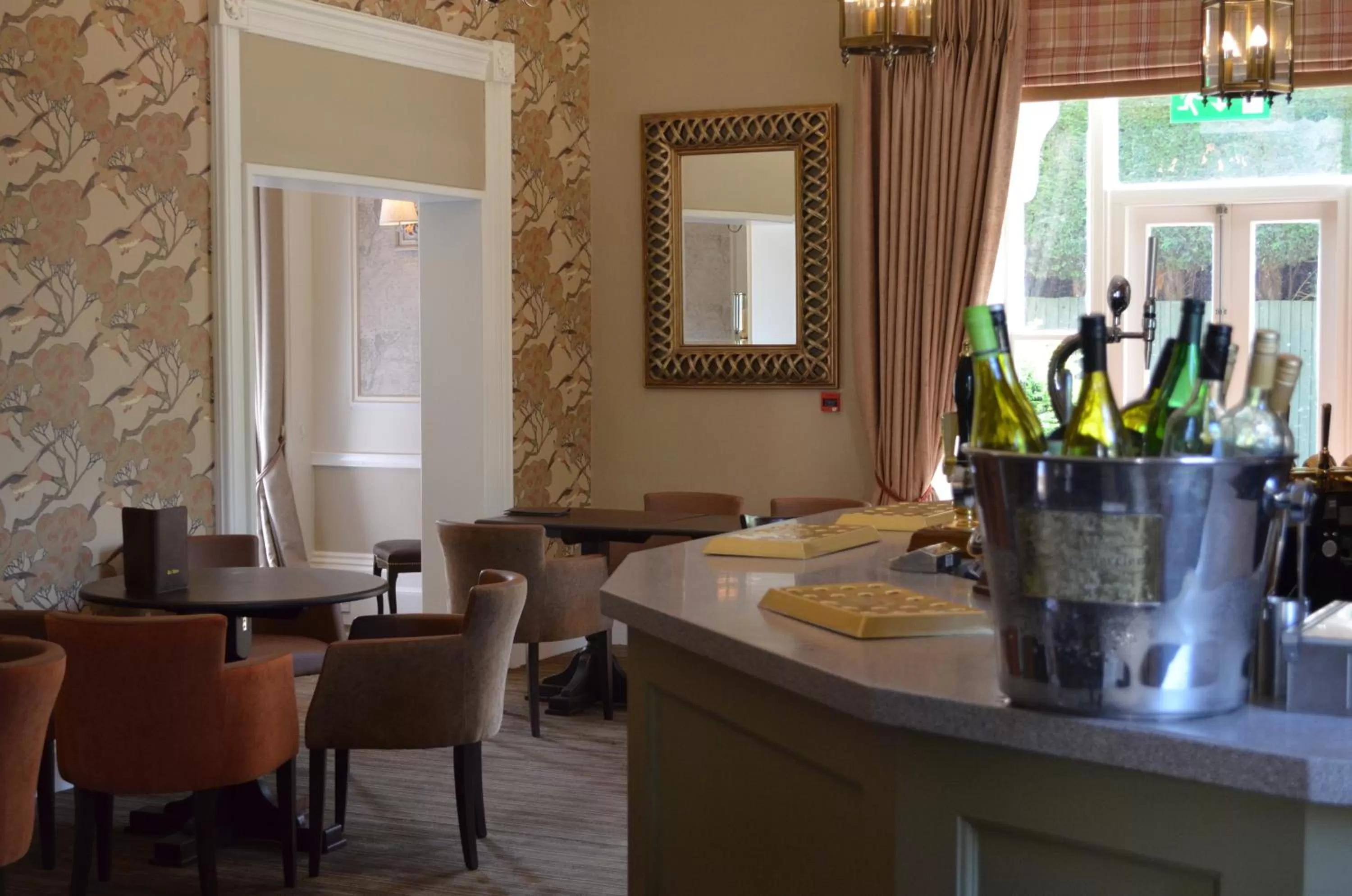 Restaurant/places to eat in St Andrews Town Hotel