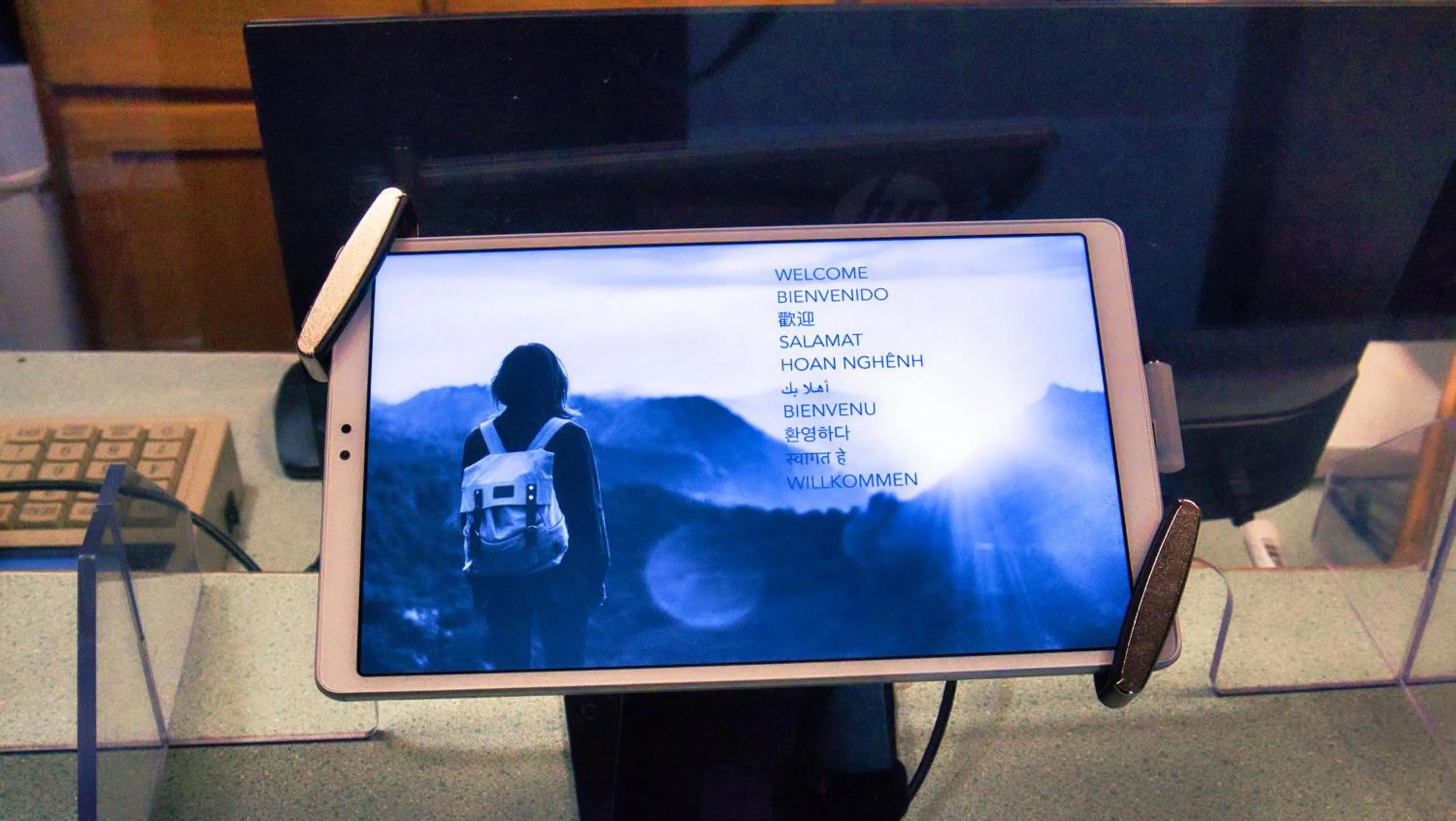 TV/Entertainment Center in Shilo Inn & Suites Helena-Airport