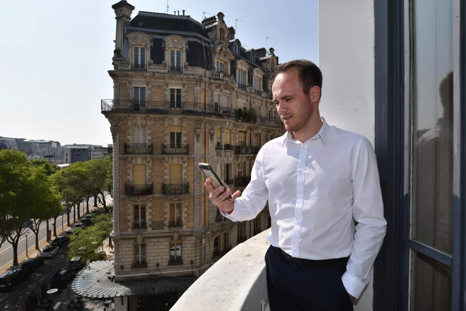 Balcony/Terrace in Grand Hotel des Brotteaux Lyon - Handwritten Collection
