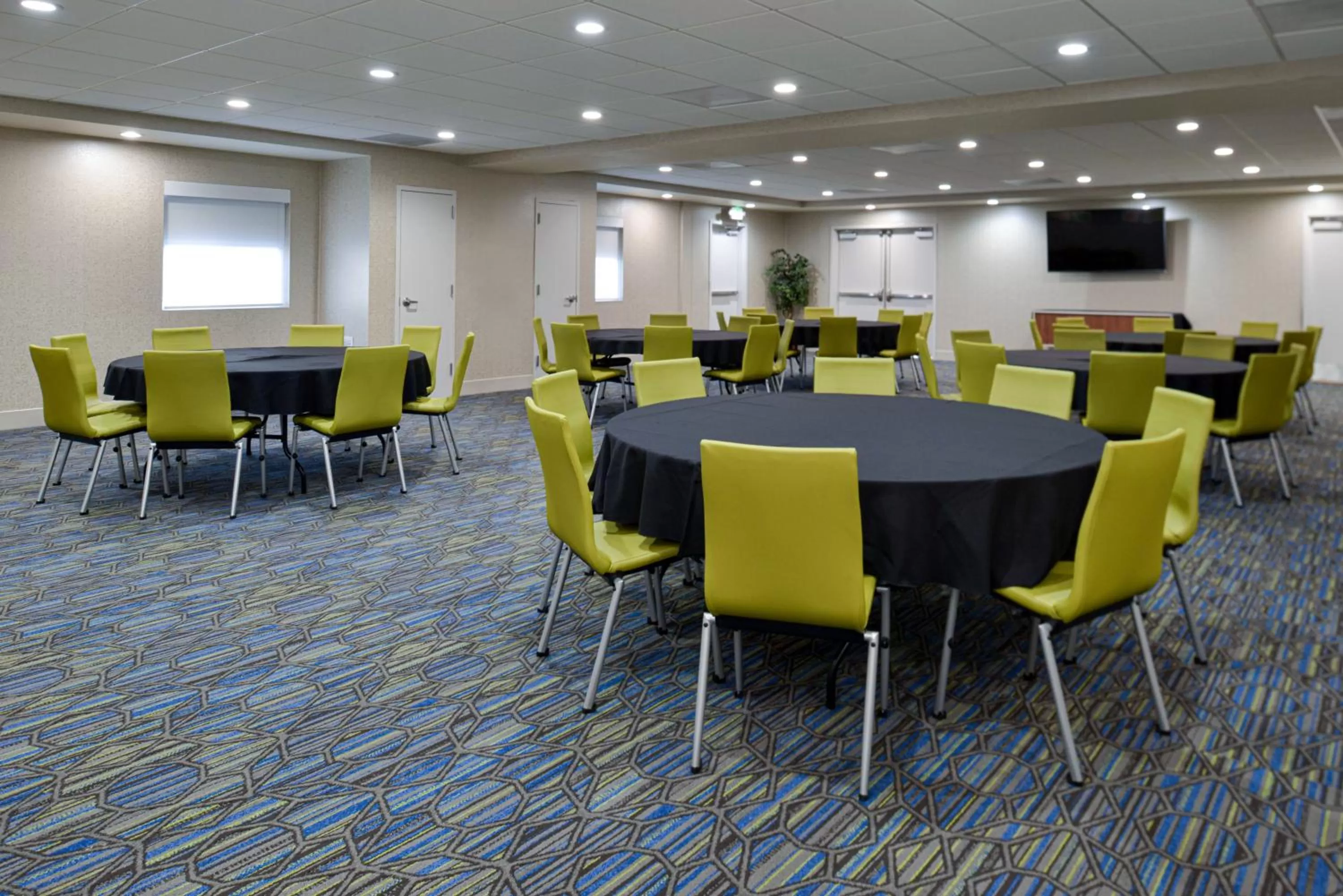 Meeting/conference room in Holiday Inn Express Lodi by IHG