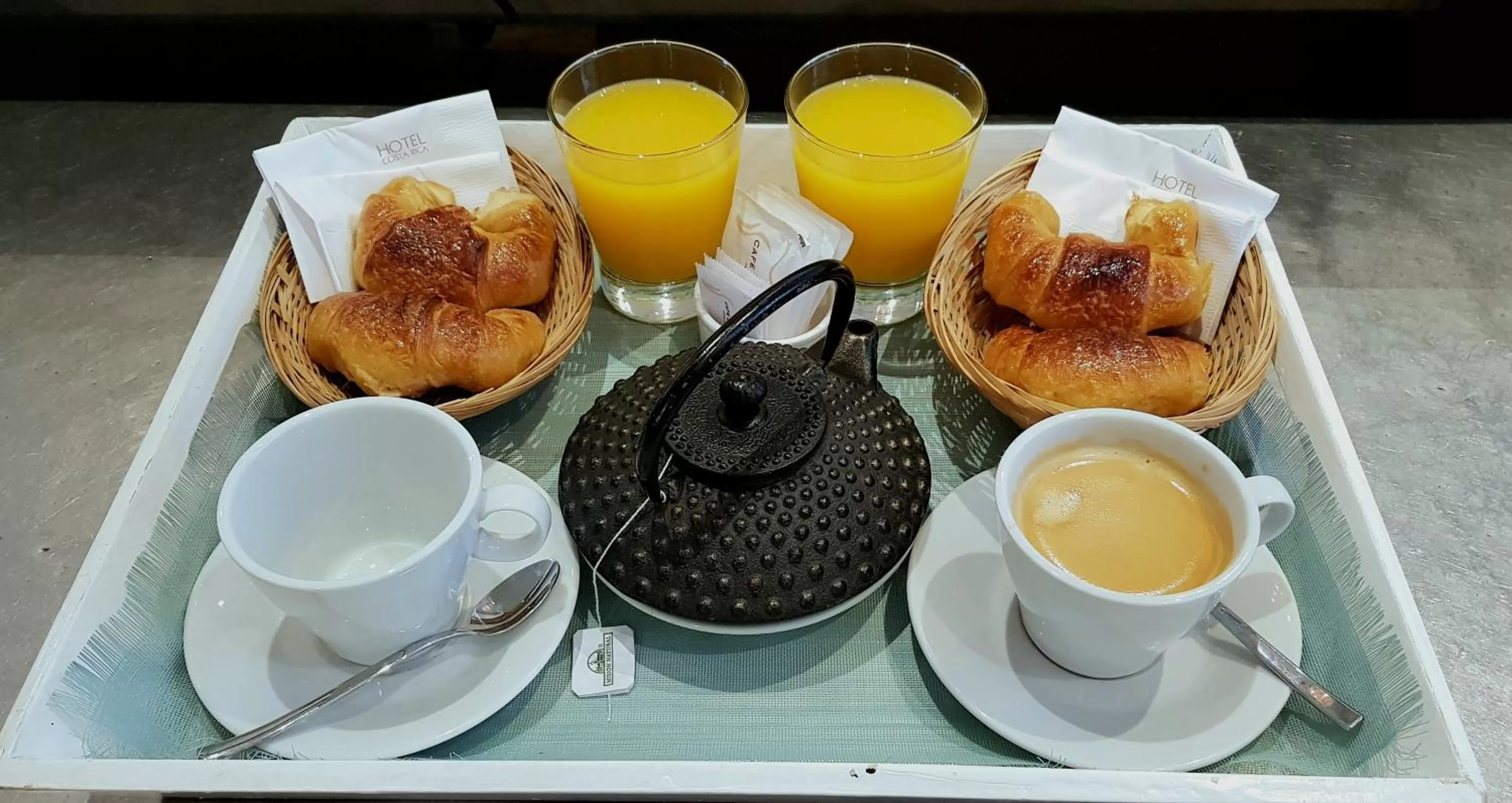 Breakfast in Hotel Costa Rica