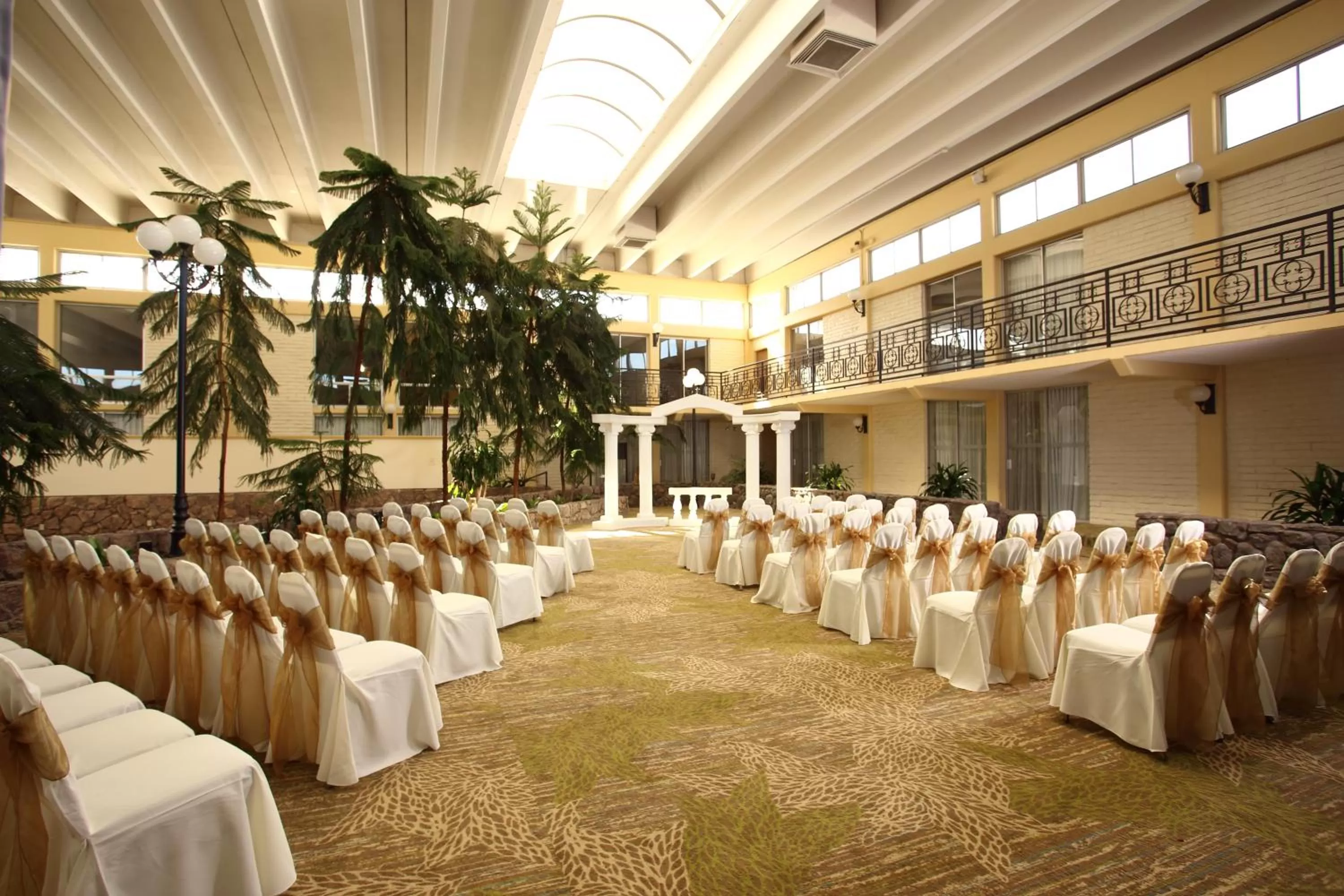 Balcony/Terrace in Wyndham Garden Fresno Yosemite Airport