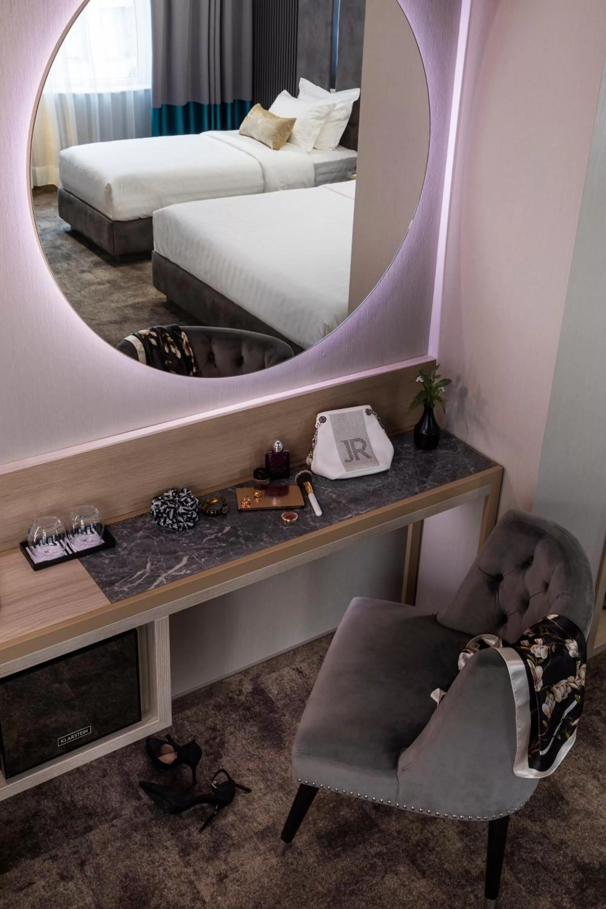 Seating area, Bed in -- ESTE PARK HOTEL -- part of Urban Chic Luxury Design Hotels - Parking & Compliments - next to Shopping & Dining Mall Plovdiv