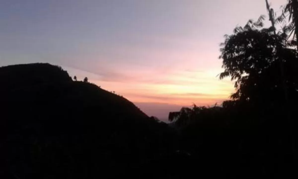 Mountain view in Dimuthu Home Stay
