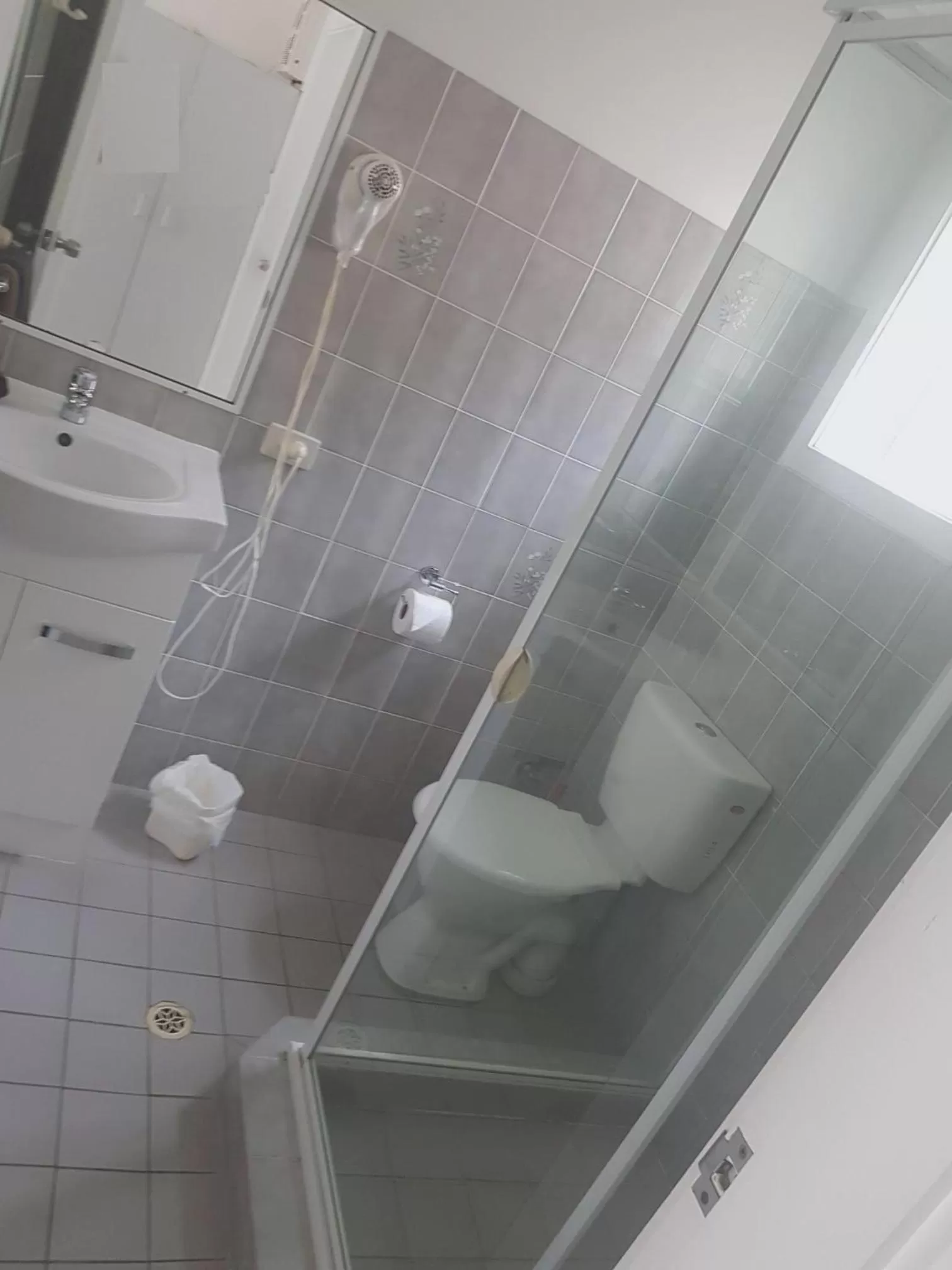 Bathroom in Limassol Motel