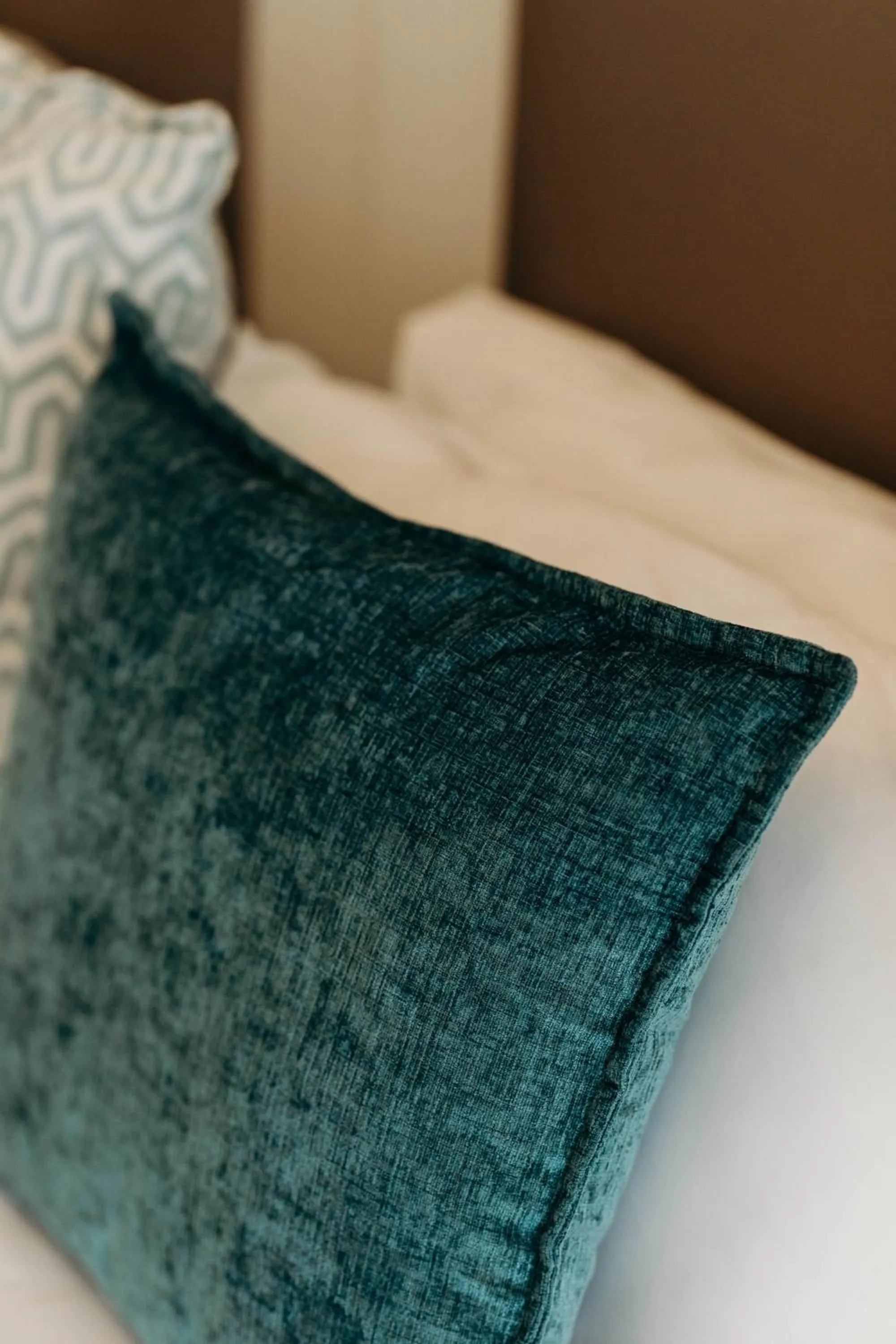 Bed in The Robberg Beach Lodge - Lion Roars Hotels & Lodges