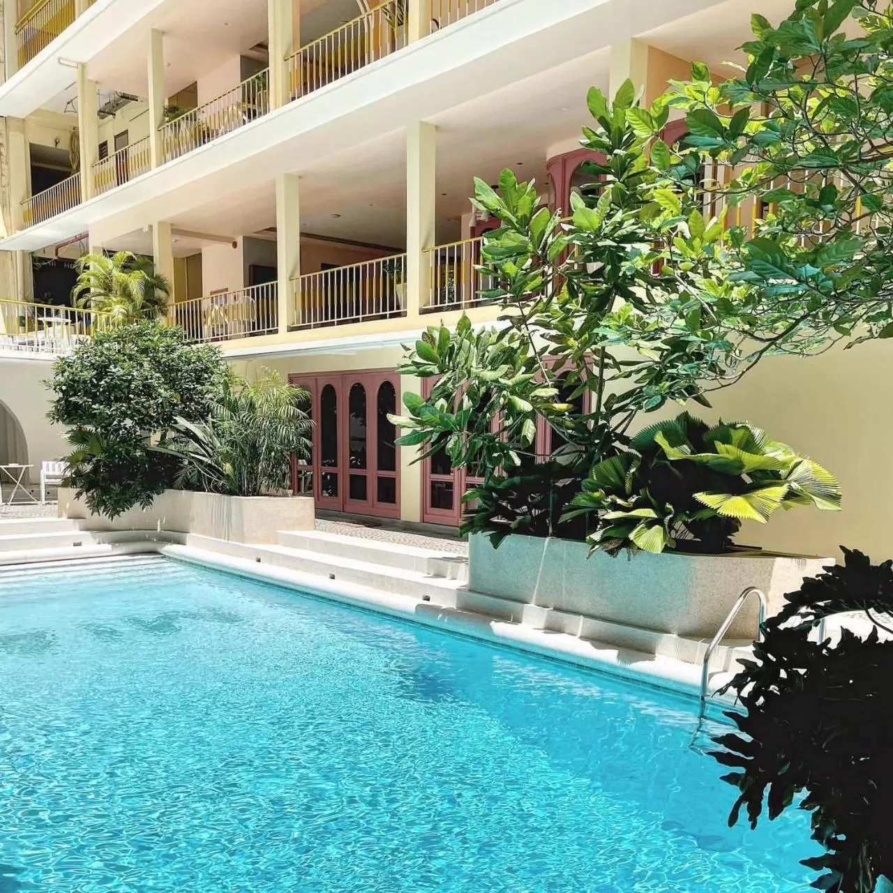 Property building in Miami Hotel Bangkok