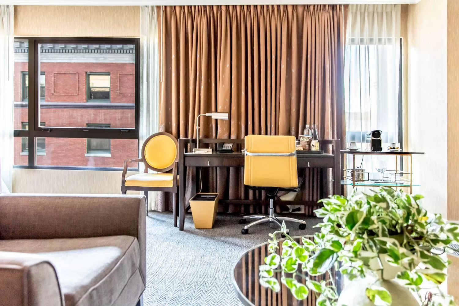 Seating area in Dossier