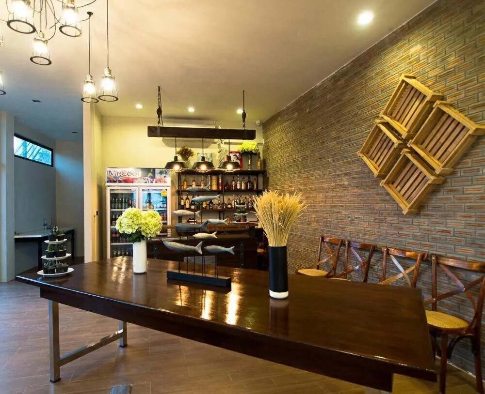 Property building in L'air Du Pran