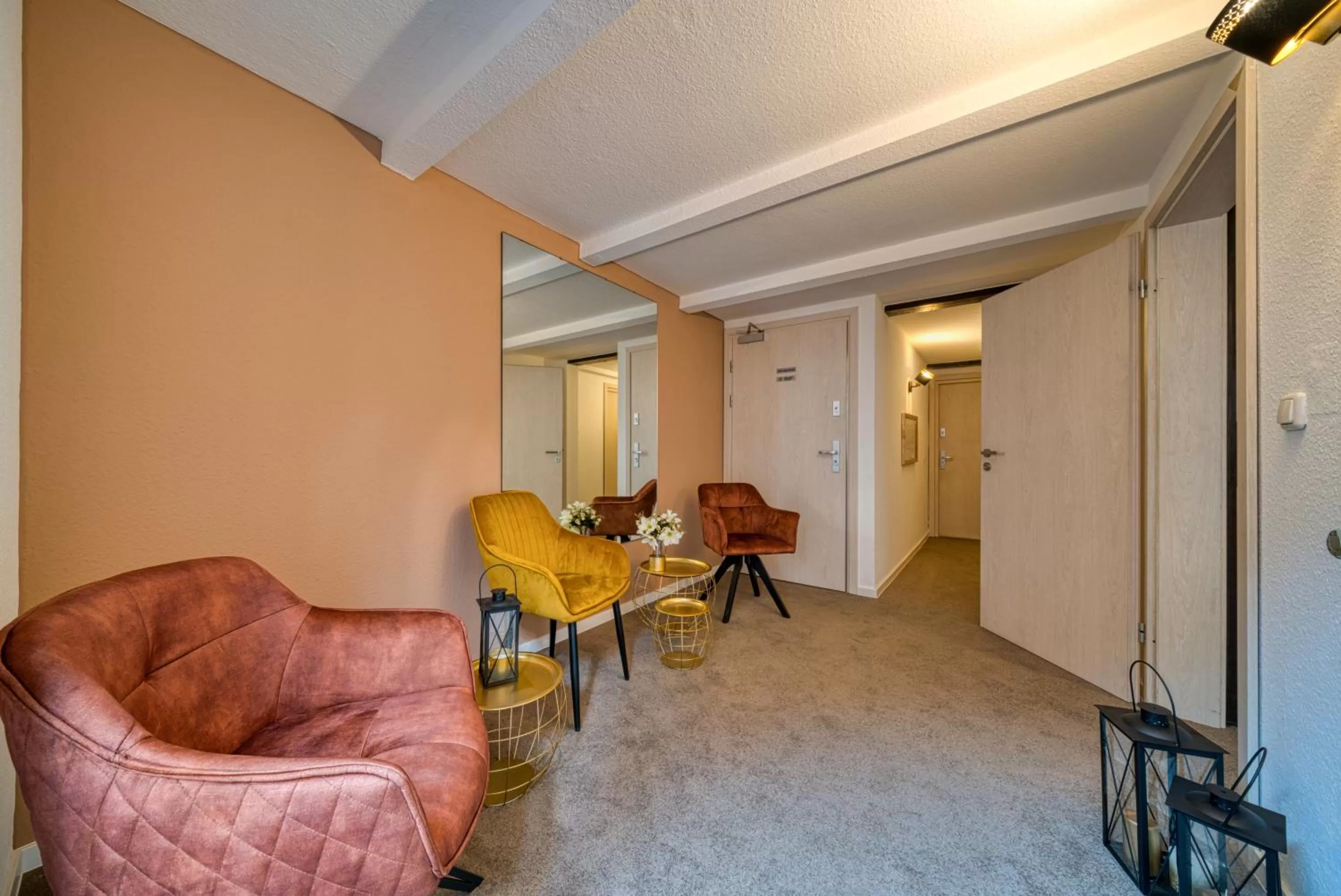 Seating area in Hotel Am Fischmarkt