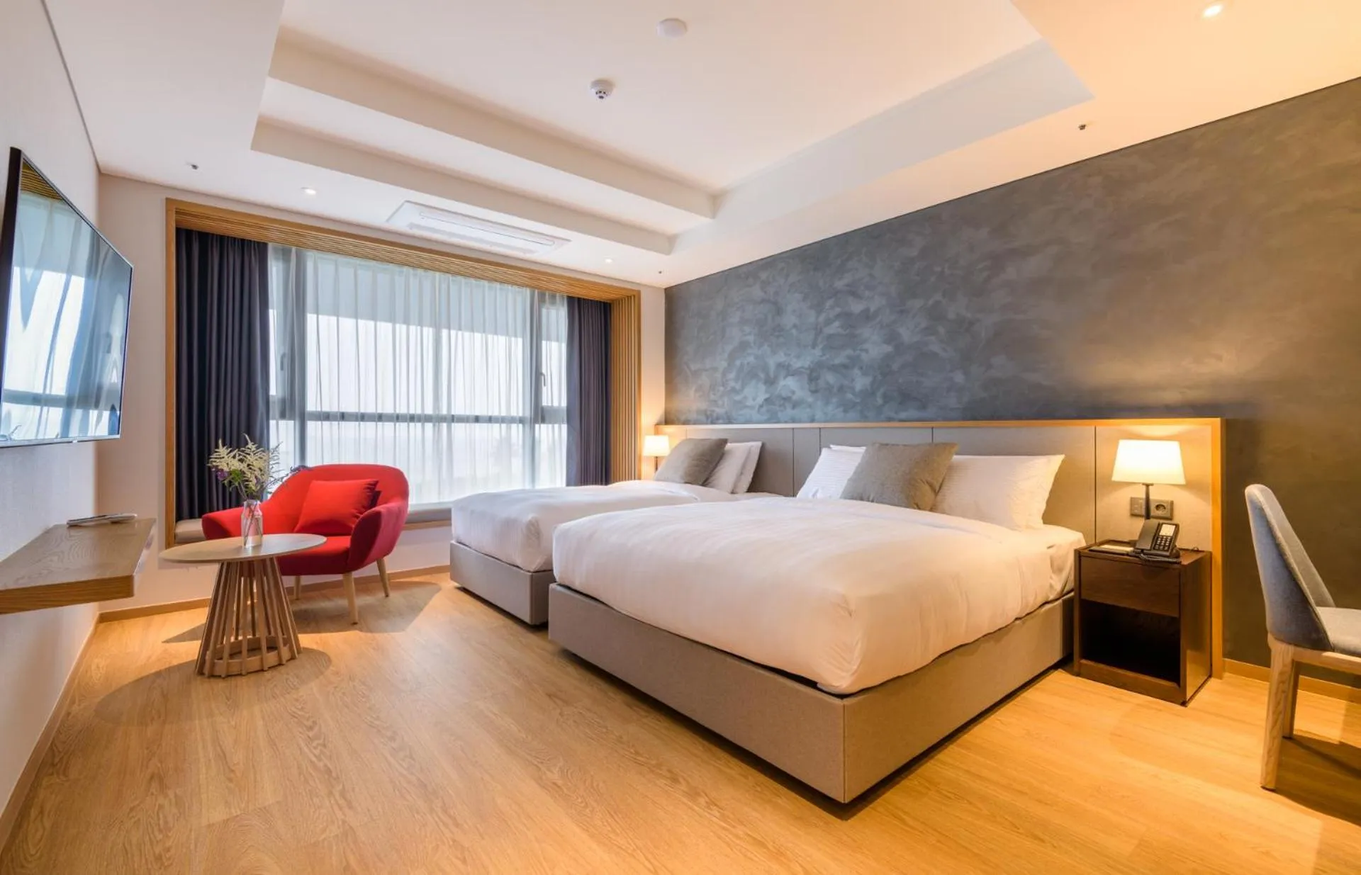 Bed in The Grand Sumorum