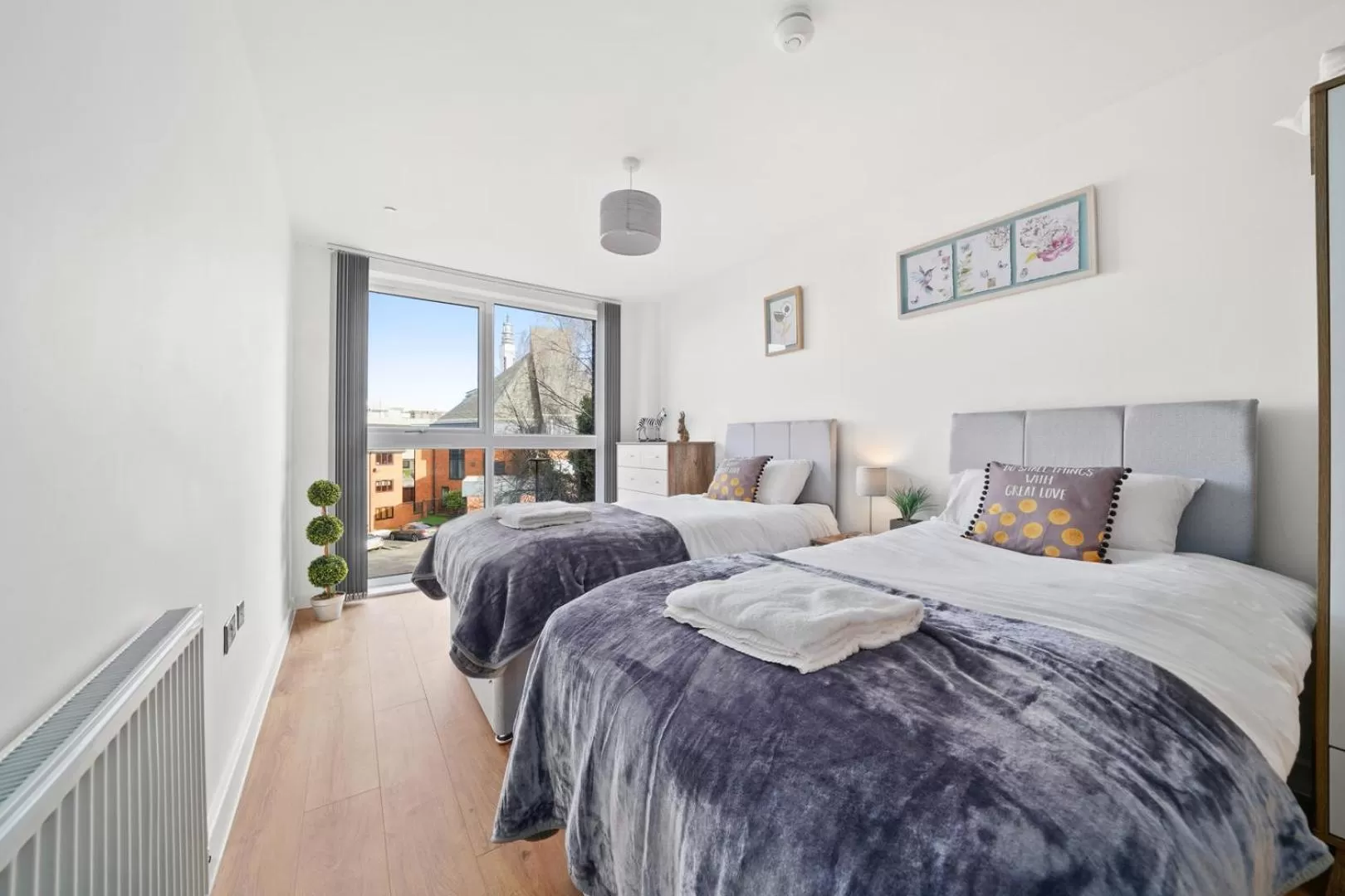 Bed in Onyx O2 Arena Brindley Place Broad Street Large Spacious Apartment