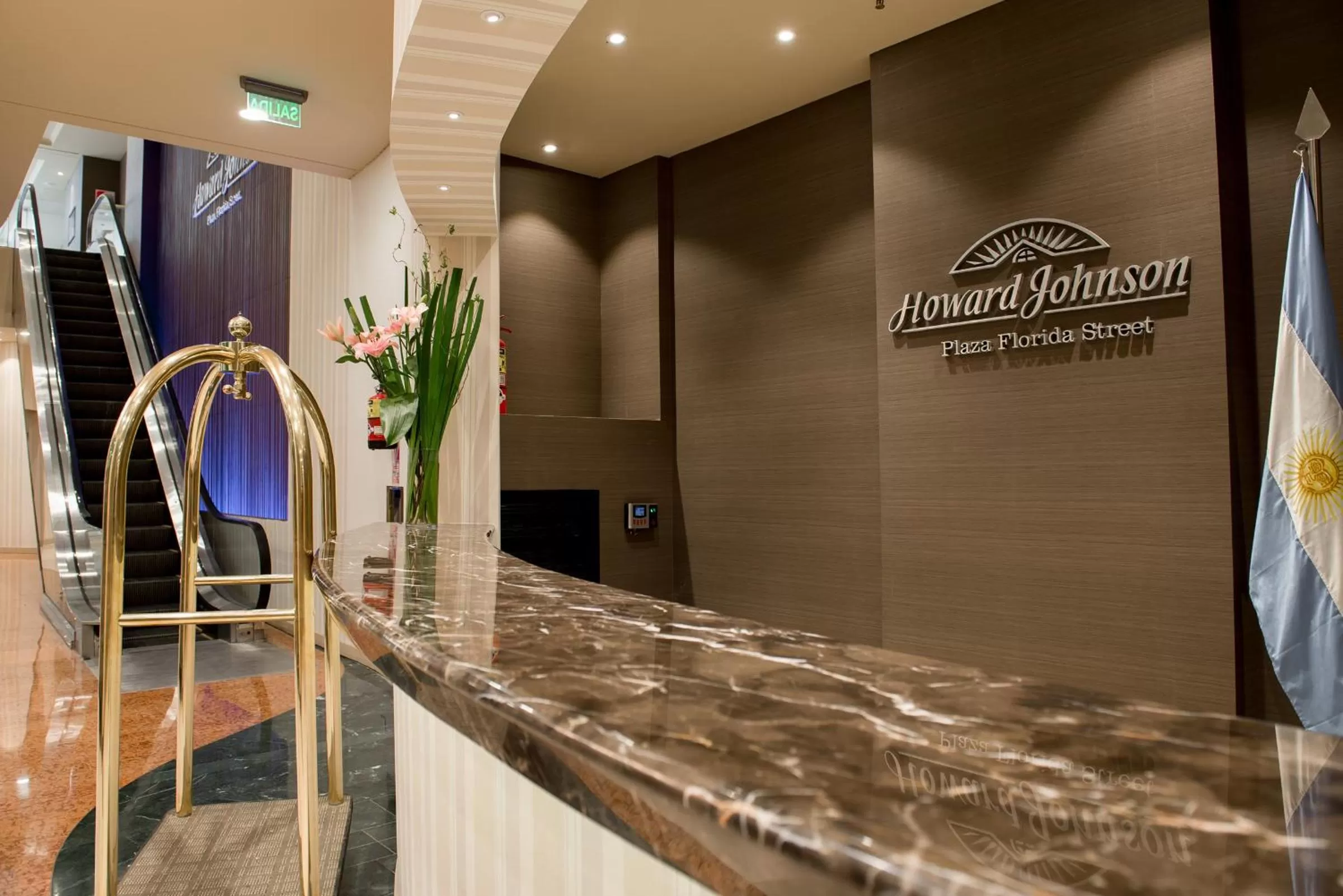 Lobby or reception in Howard Johnson Plaza by Wyndham Buenos Aires Florida Street