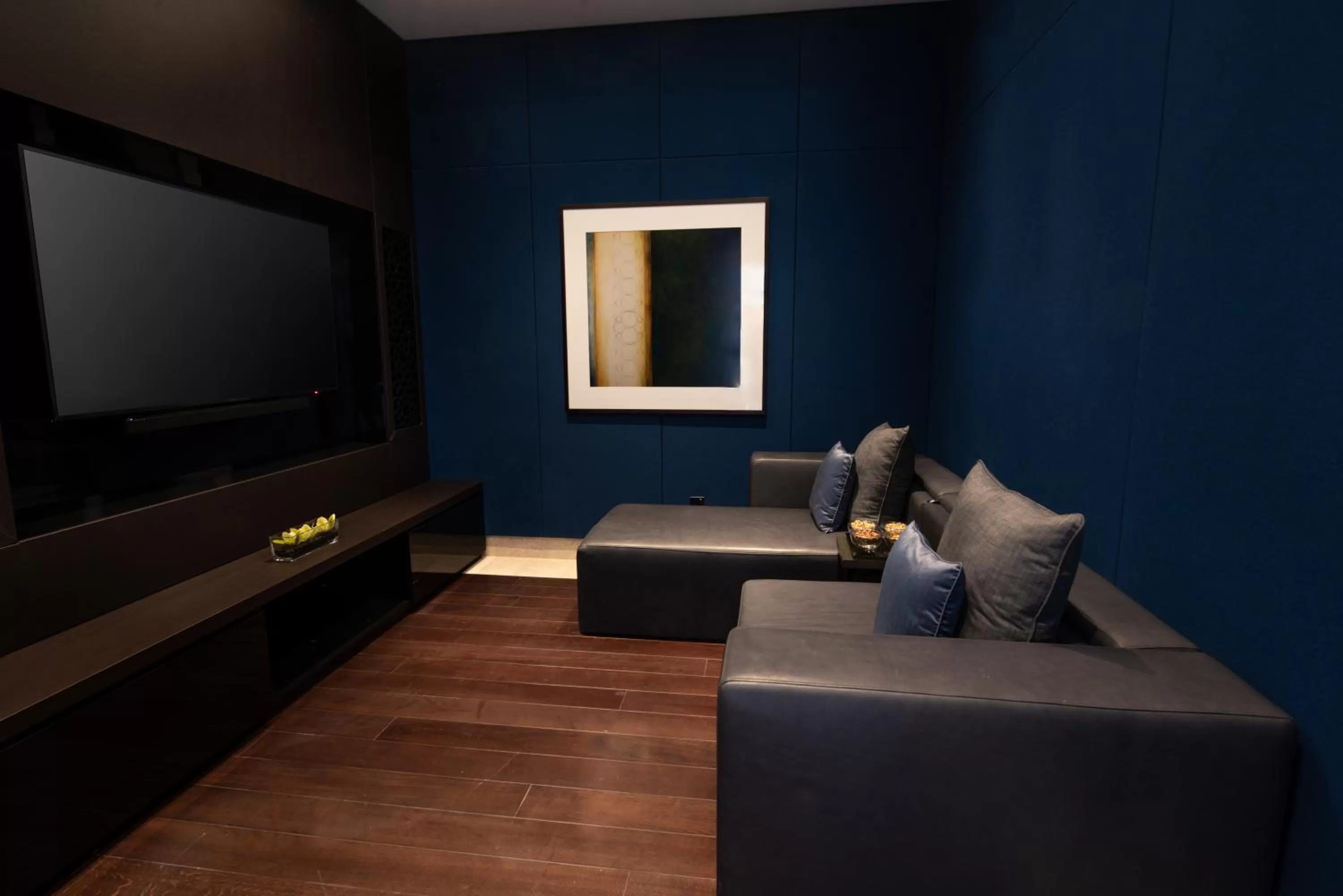 TV and multimedia in Kempinski Hotel Muscat