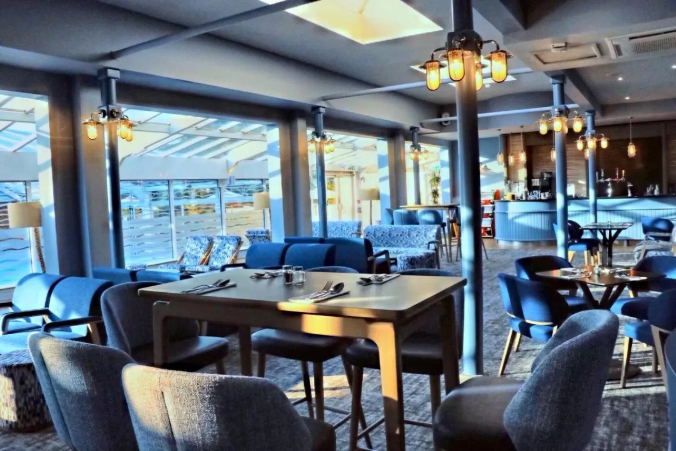 Lounge or bar in Bournemouth West Cliff Hotel & Spa