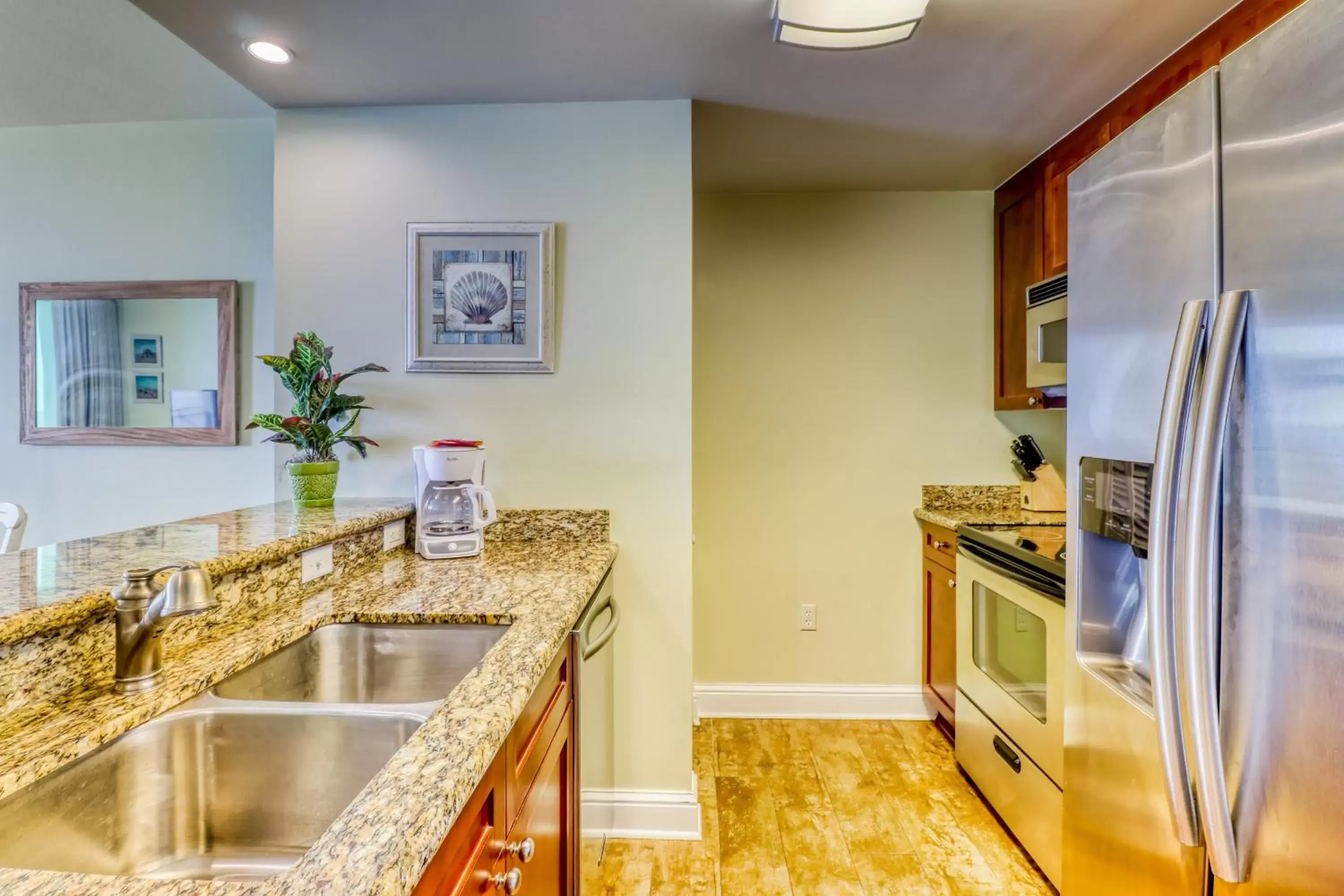 Apartment with Pool View in Aqua 1604 Apartment with Pool View in Aqua 1604