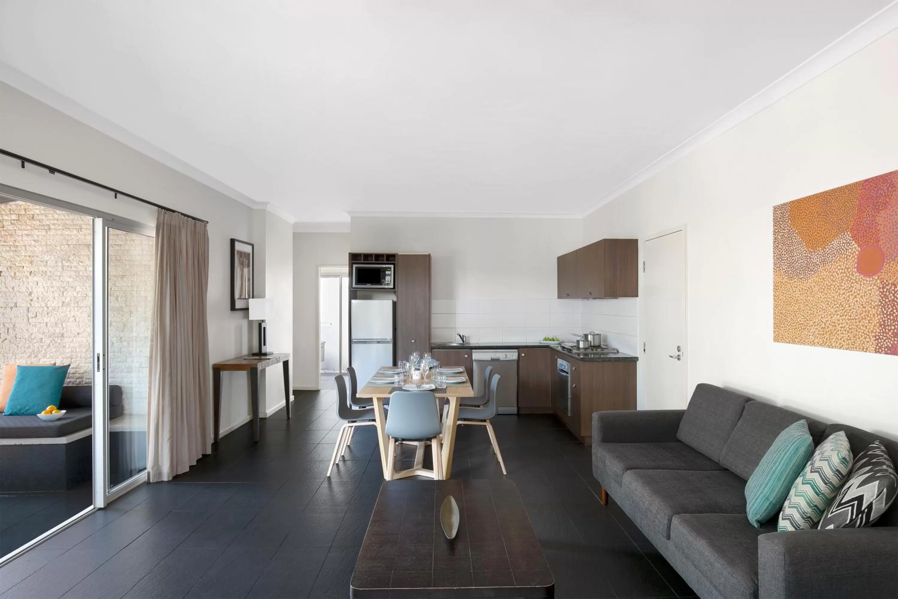 Kitchen or kitchenette in Mantra Frangipani Broome