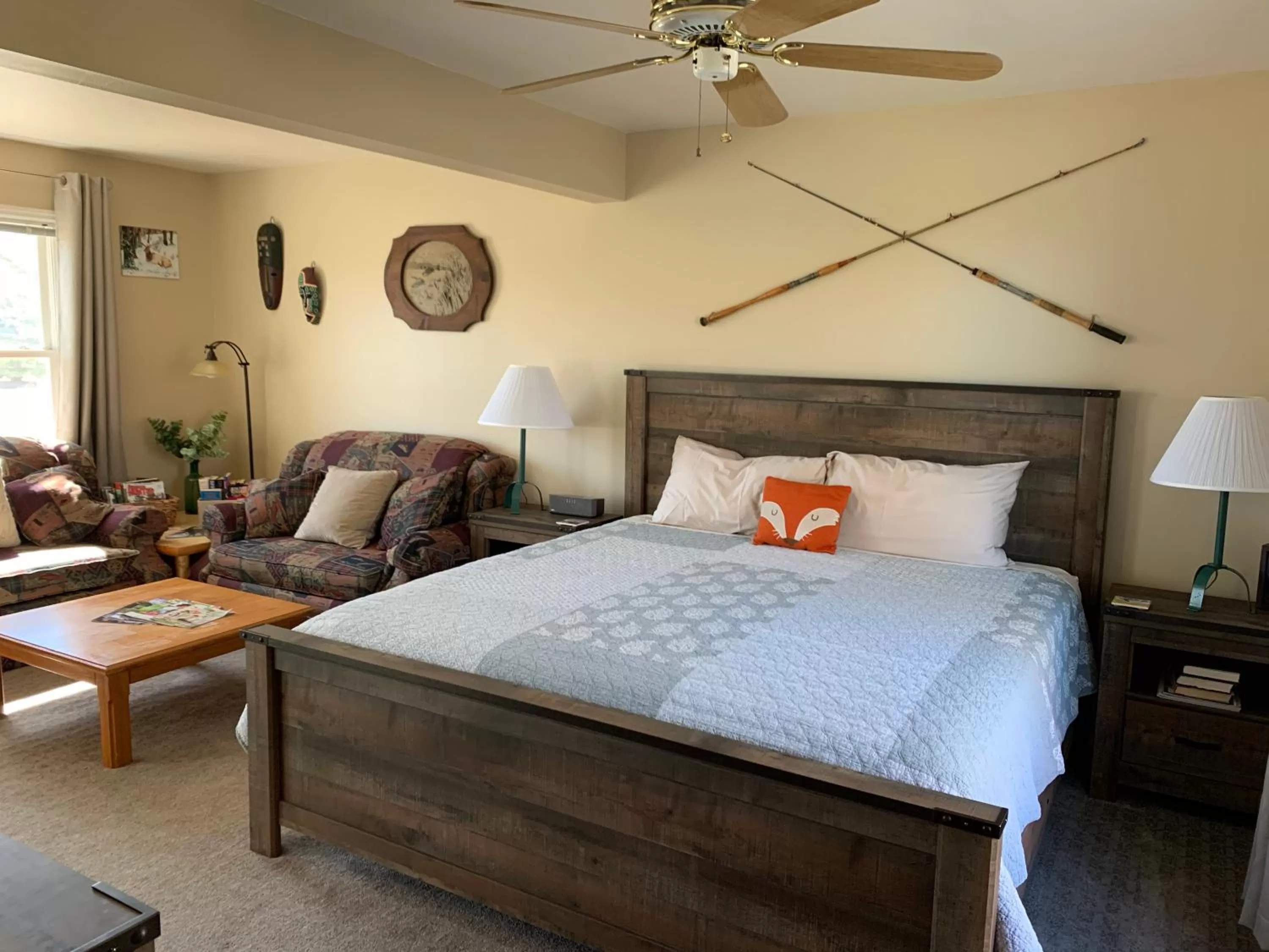 Bed in Fox Hollow Inn