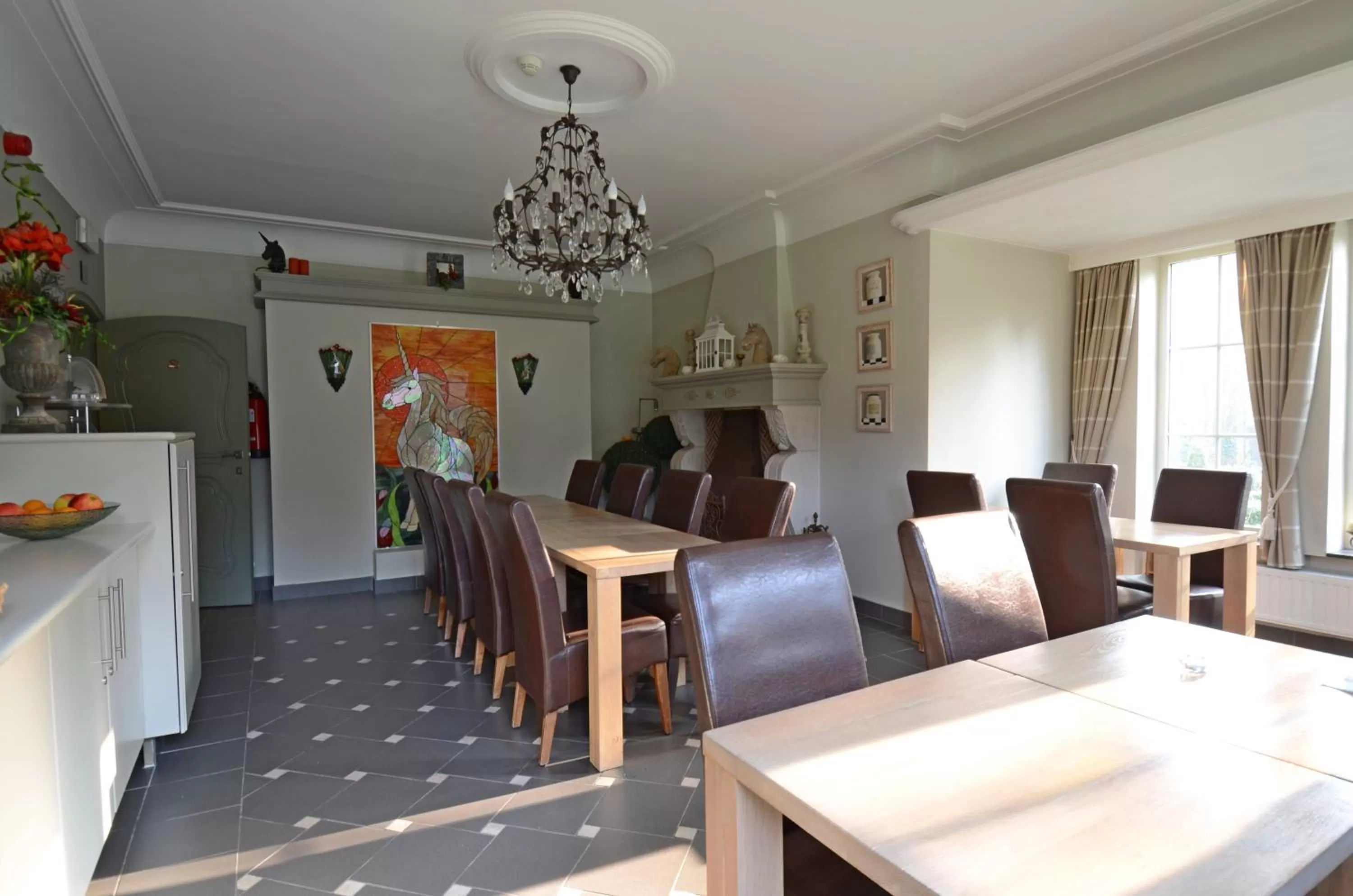 Dining area in Hotel Malcot