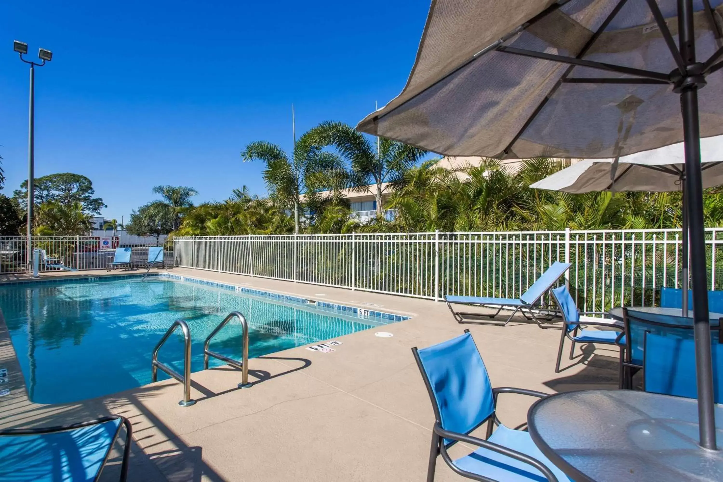 Days Inn by Wyndham Melbourne Days Inn by Wyndham Melbourne