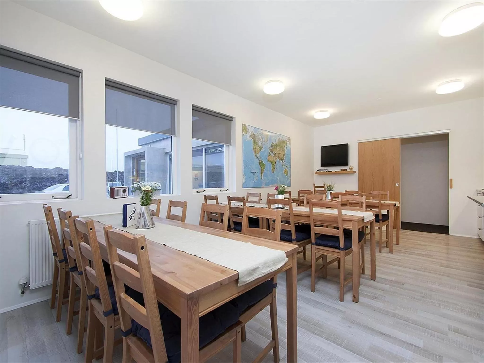 Coffee/tea facilities in KEF Guesthouse by Keflavík airport