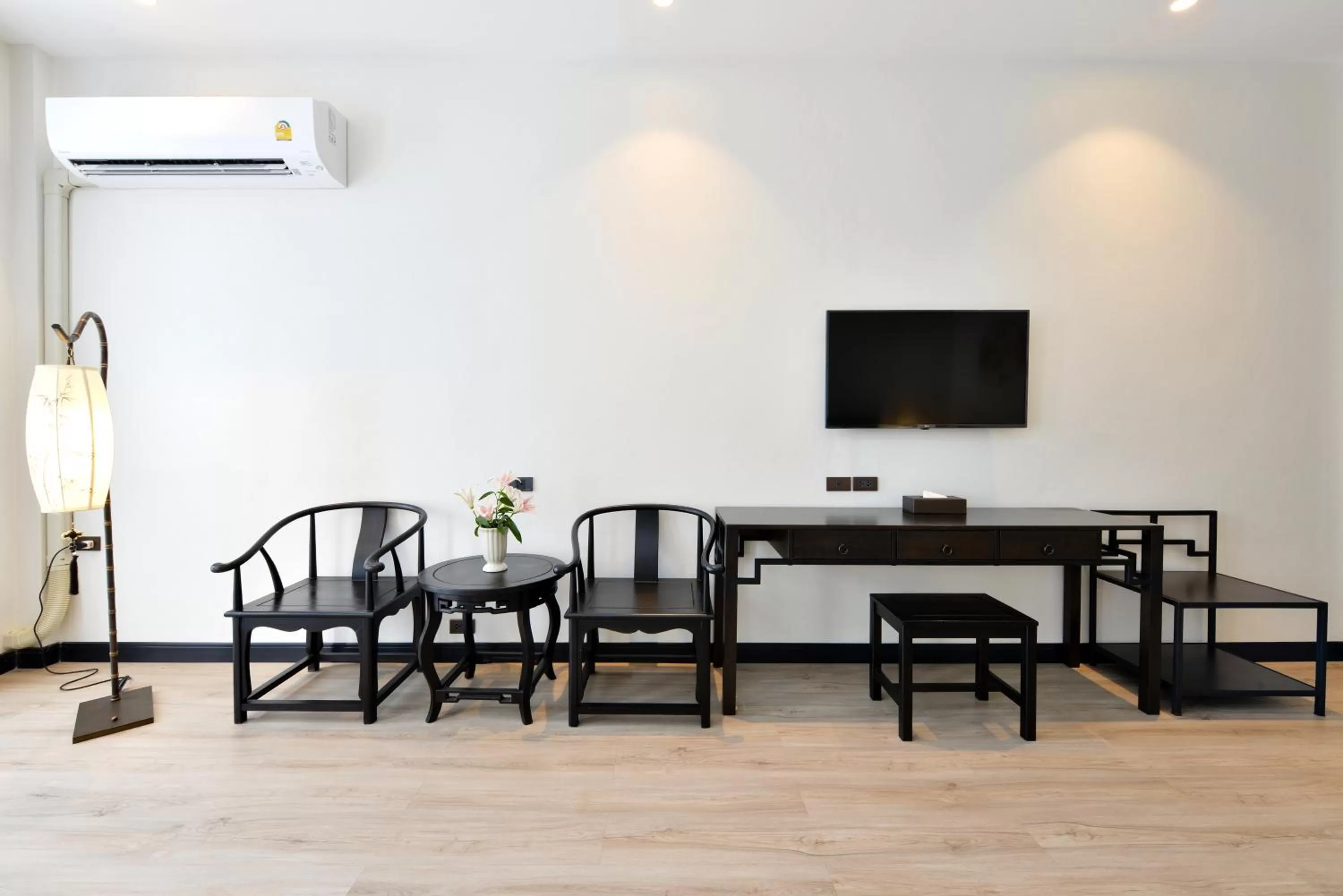 TV and multimedia in Oldthaiheng Hotel