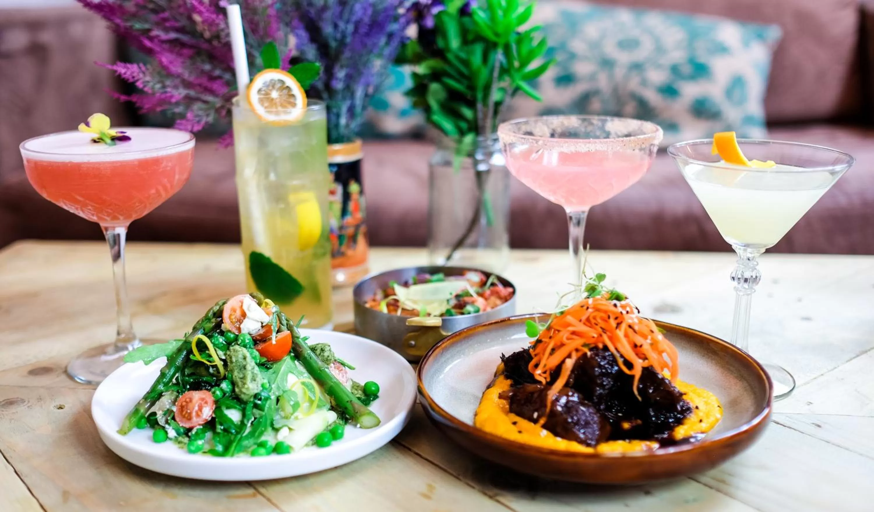 Restaurant/places to eat in Trinity Hotel