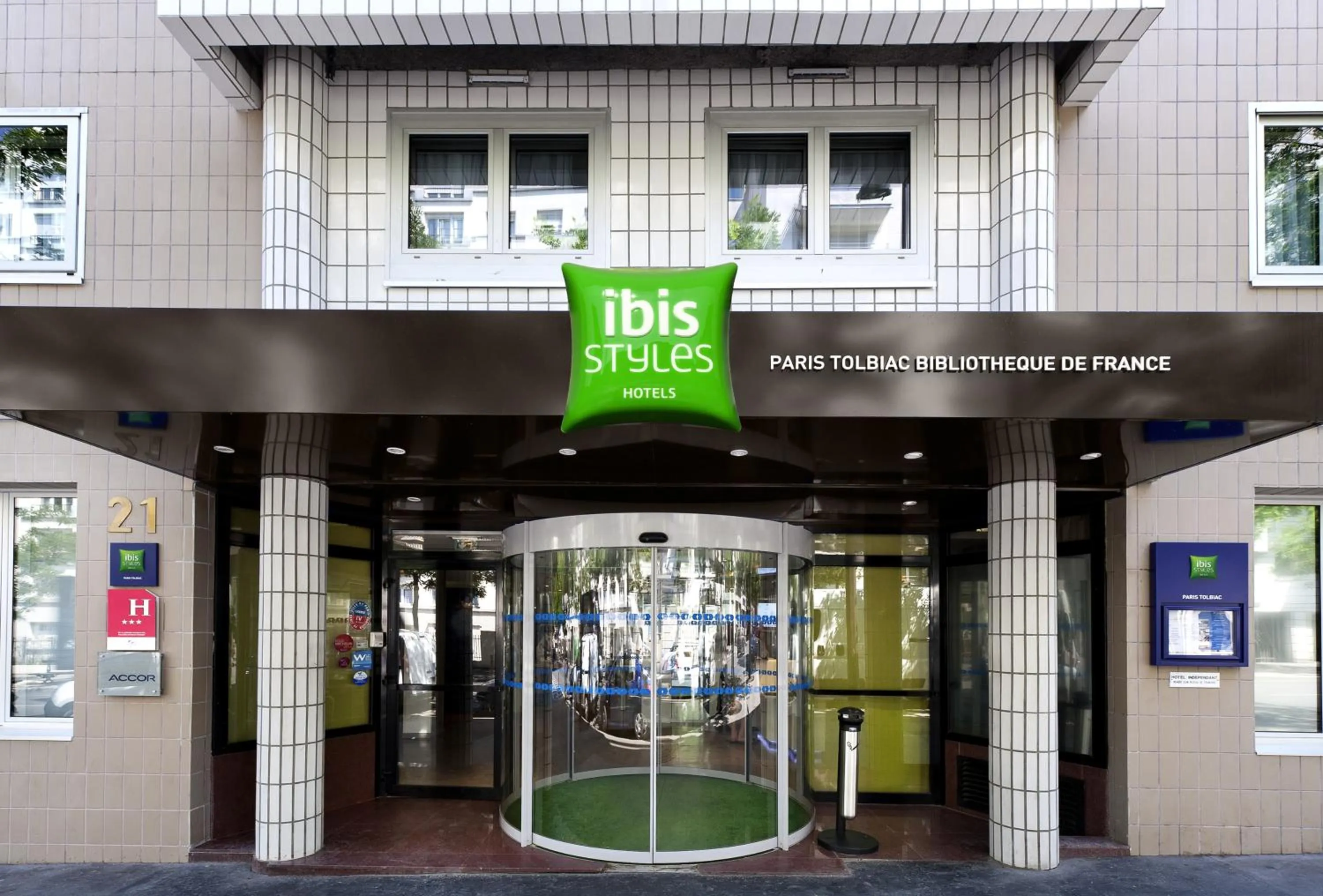 Facade/entrance in ibis Styles Paris Tolbiac Bibliotheque