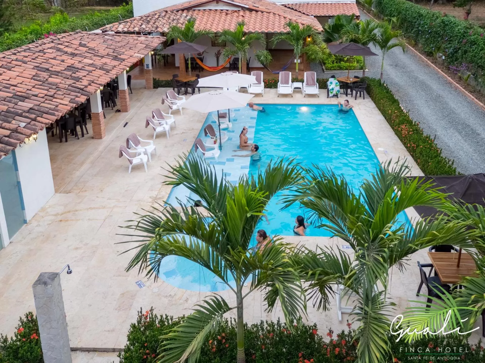 Swimming pool, Pool View in Finca Hotel Guali Santafe