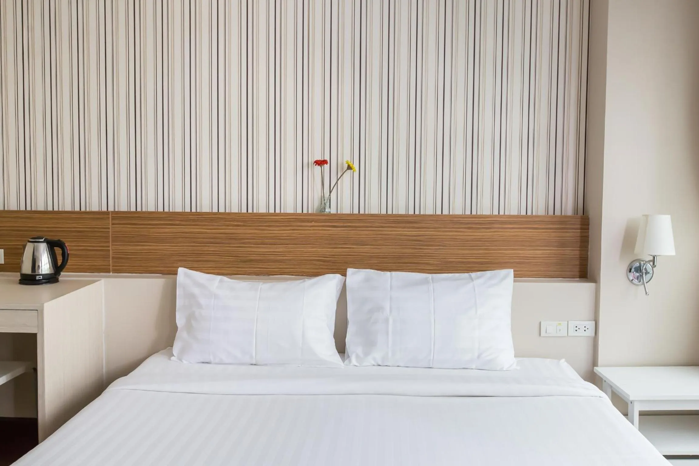 Bed in Snooze Hotel Thonglor Bangkok