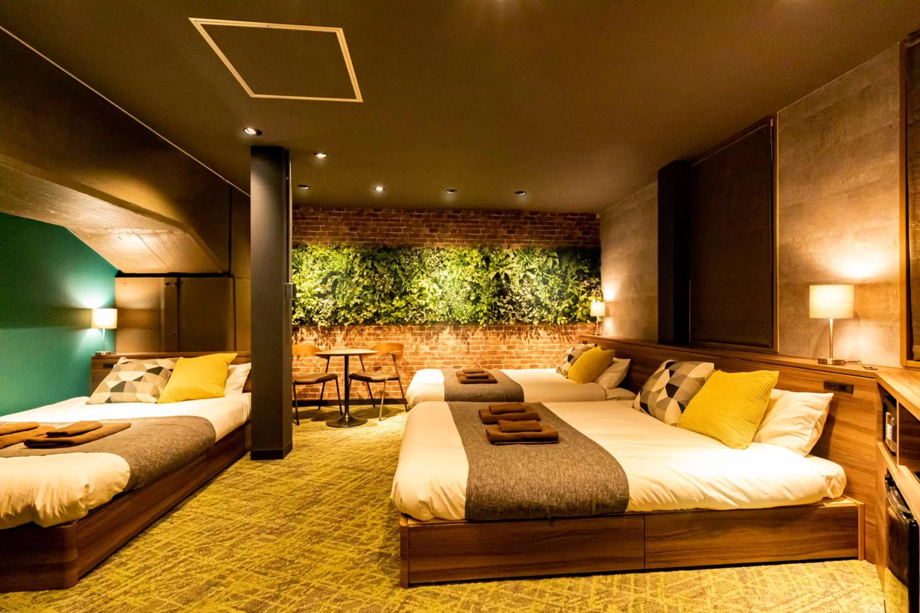 Bed in UNDER RAILWAY HOTEL AKIHABARA