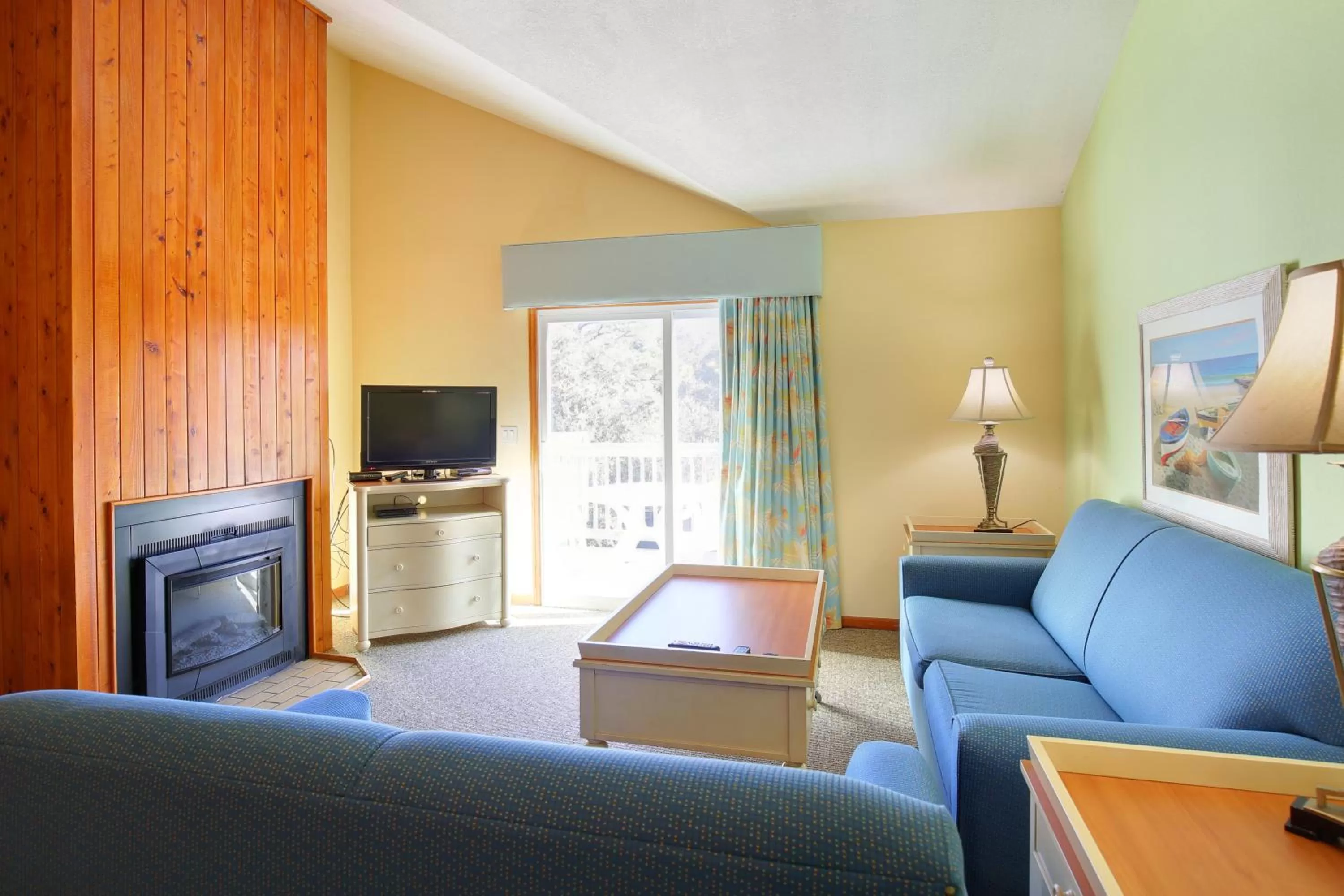 Living room in Ocean Pines Resort