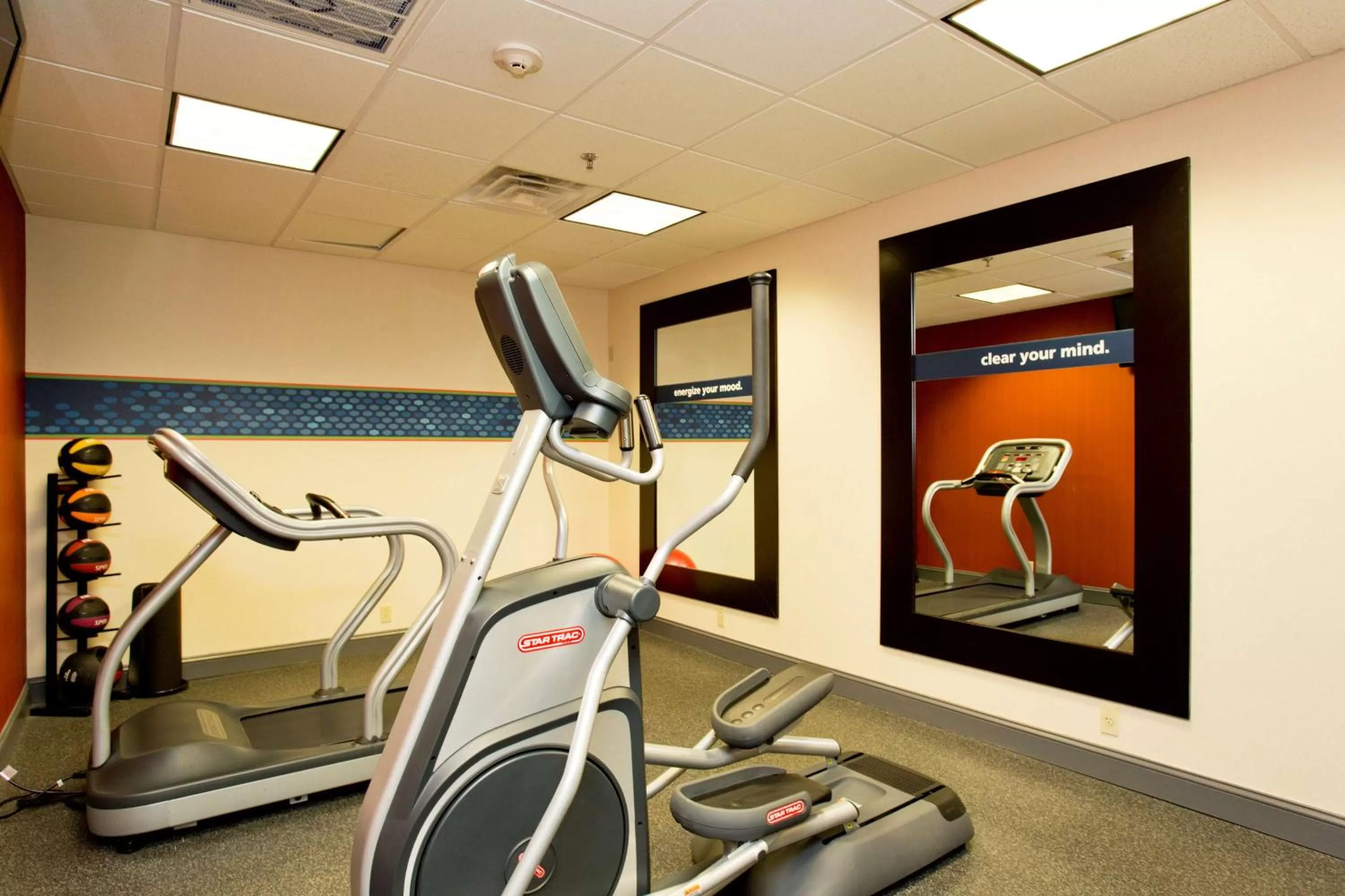 Fitness centre/facilities in Hampton Inn Inwood