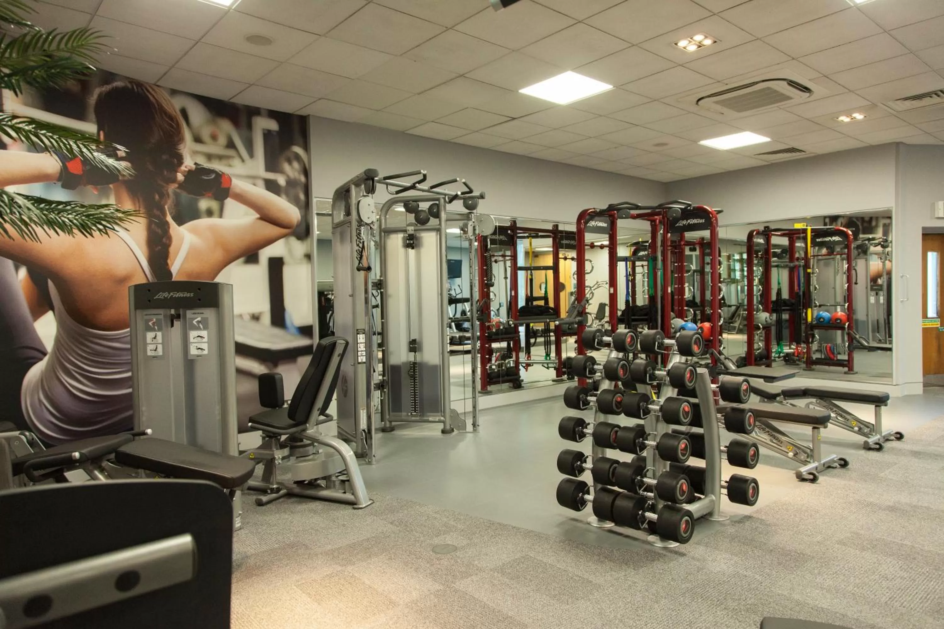 Fitness centre/facilities in Crowne Plaza Marlow by IHG