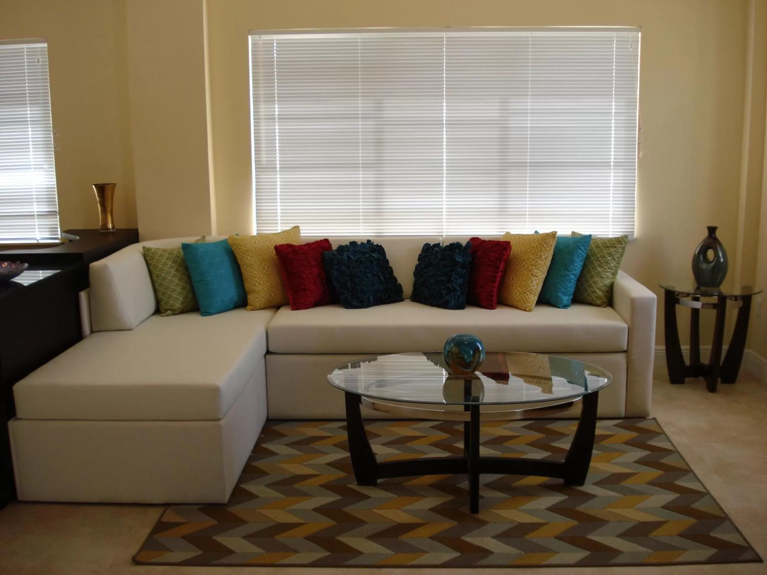 Living room in Westover Arms Hotel