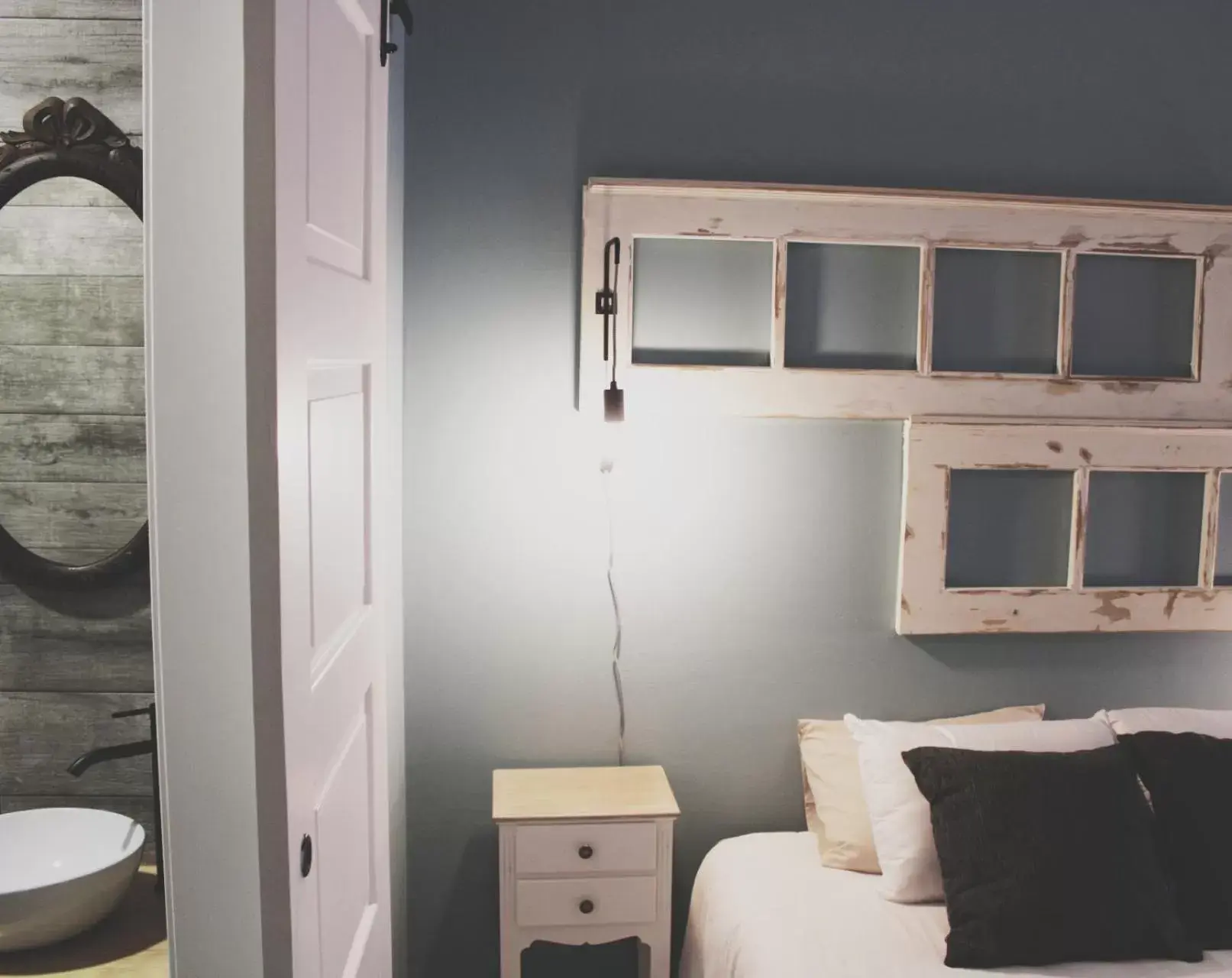 Double Room with Sofa - single occupancy in Casa Do Campo Double Room with Sofa - single occupancy in Casa Do Campo