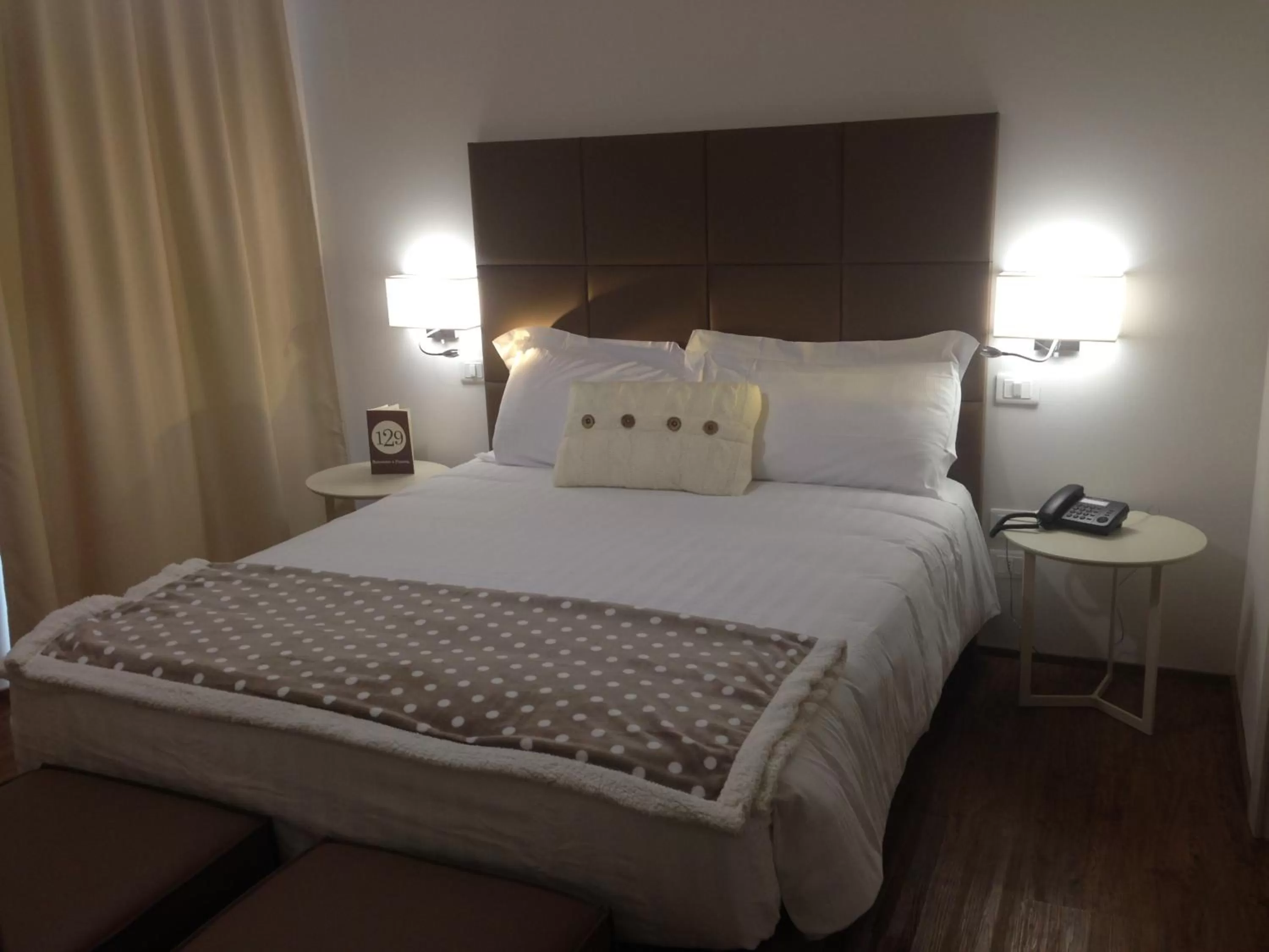 Bed in Hotel Piero Della Francesca